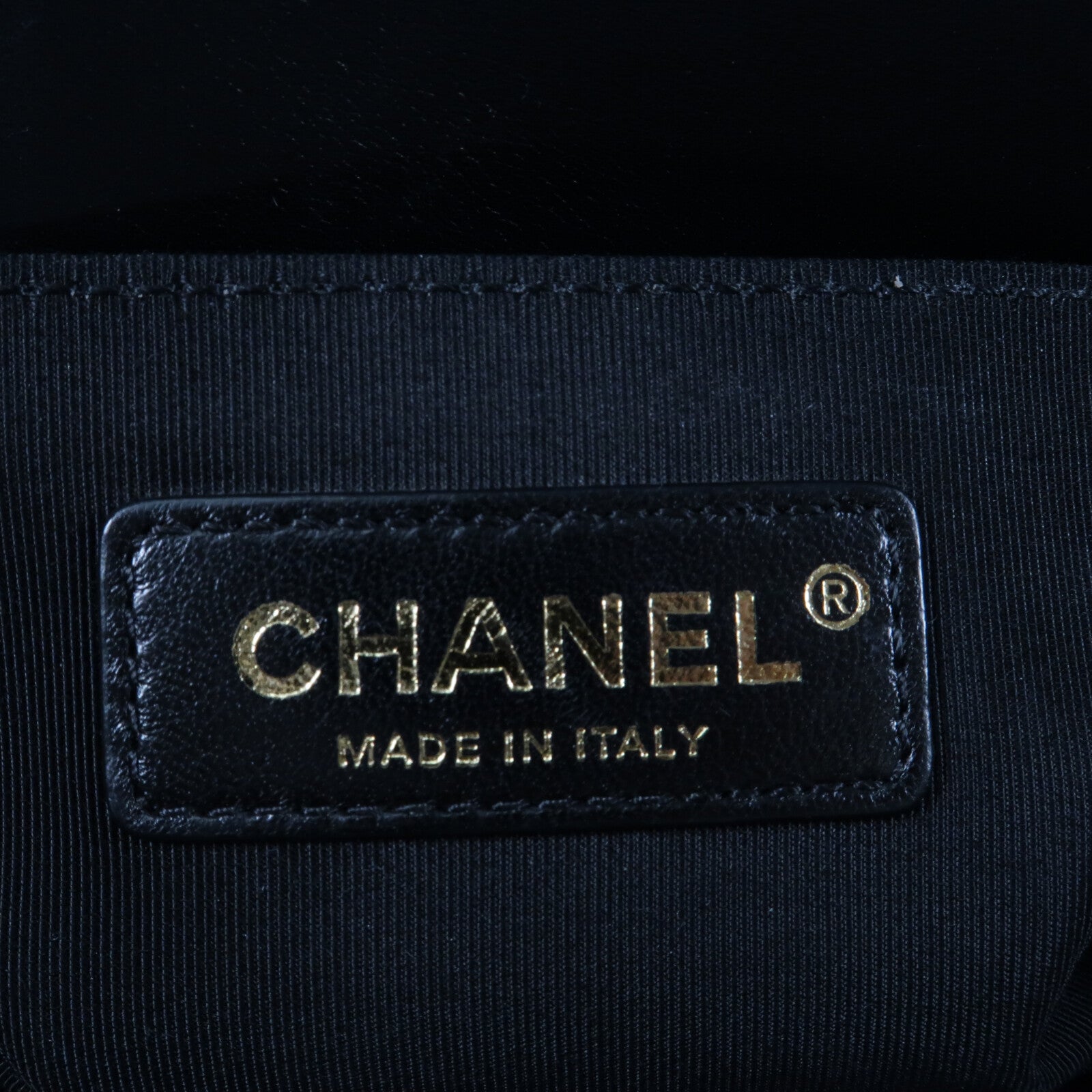 CHANEL 牛皮皮革Boy 20金扣鏈帶肩背袋