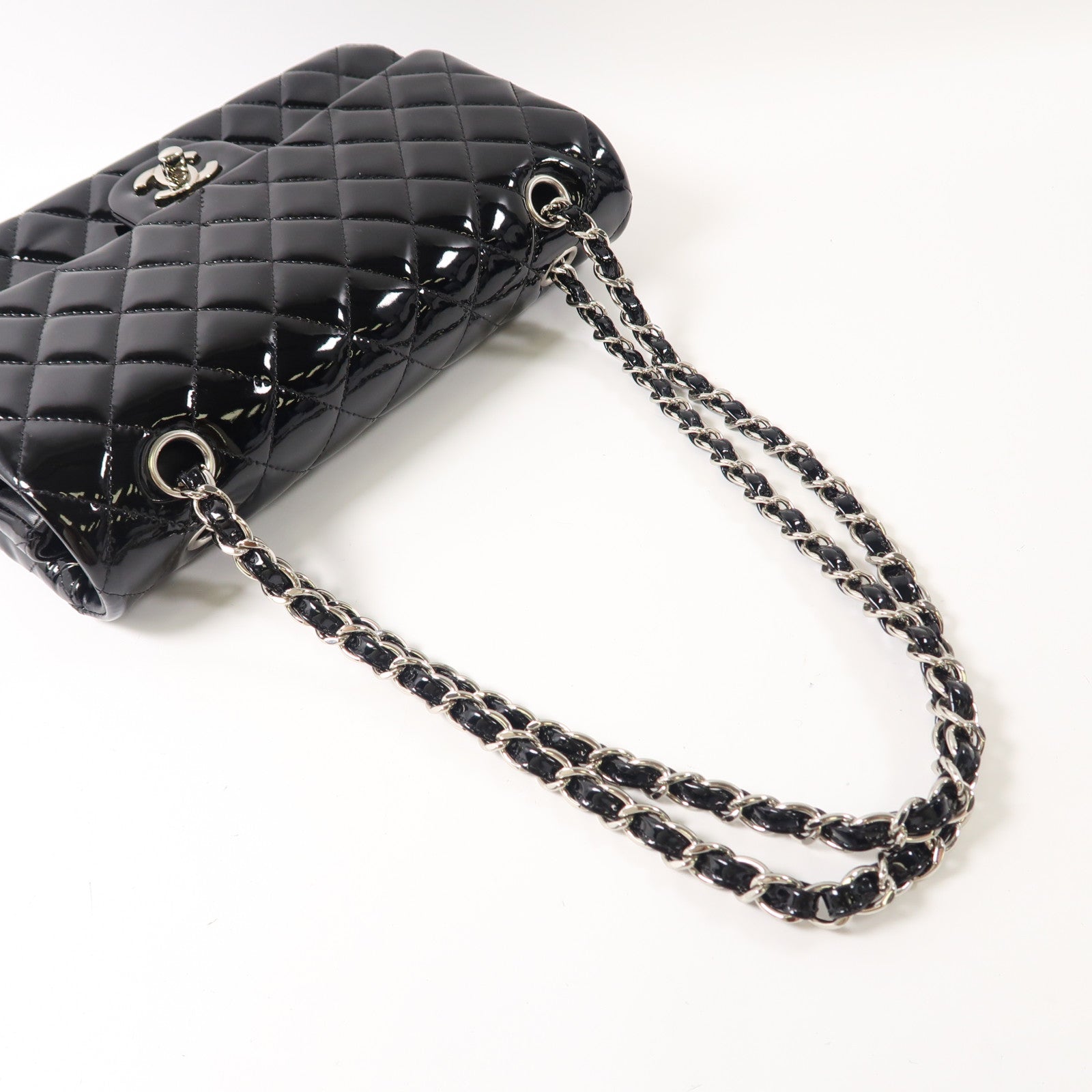 CHANEL 【激減優惠】漆皮皮革Chain Shoulder銀扣鏈帶肩背袋黑色