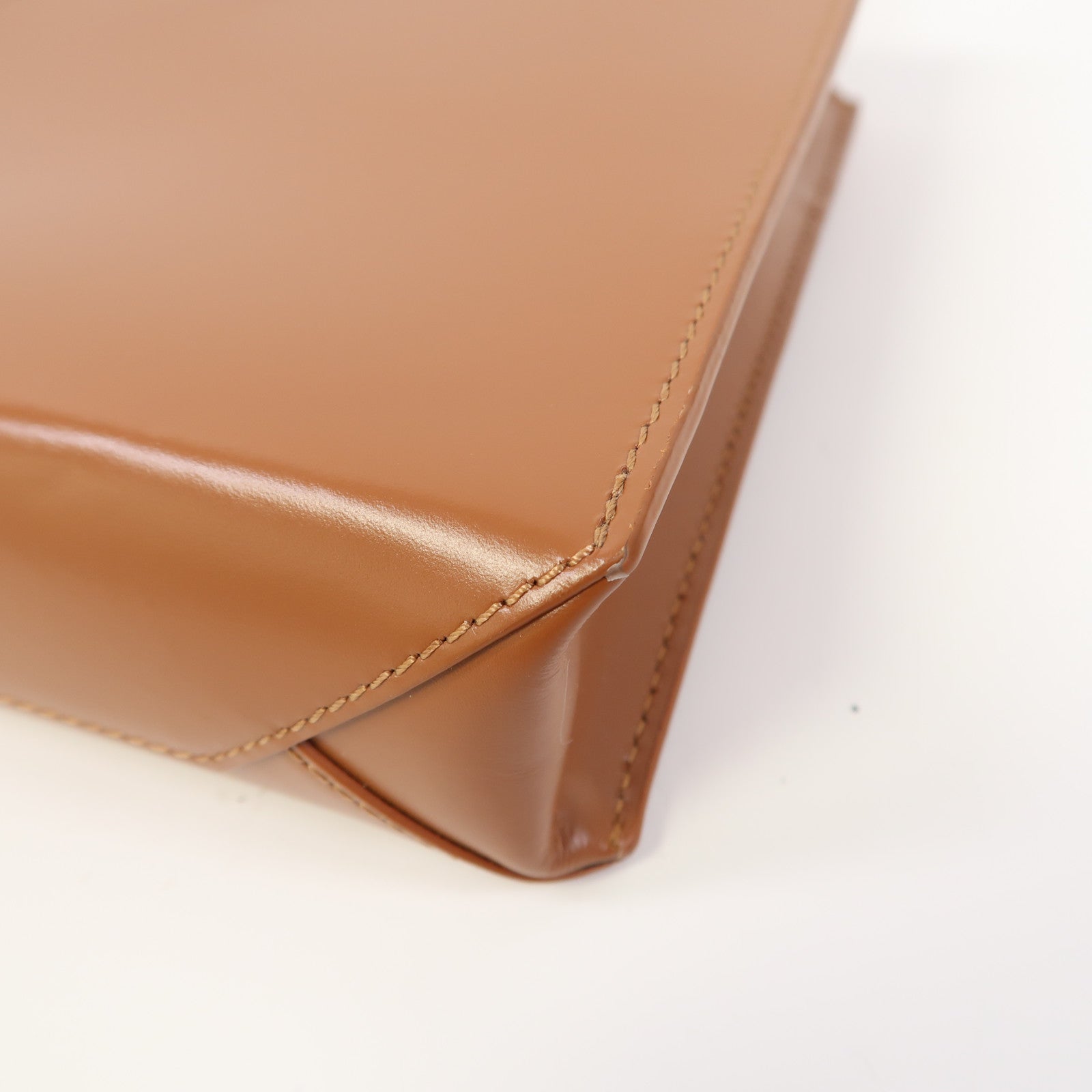 LOEWE 牛皮皮革Standard A5 Tote Bag金扣手挽肩背兩用袋啡色