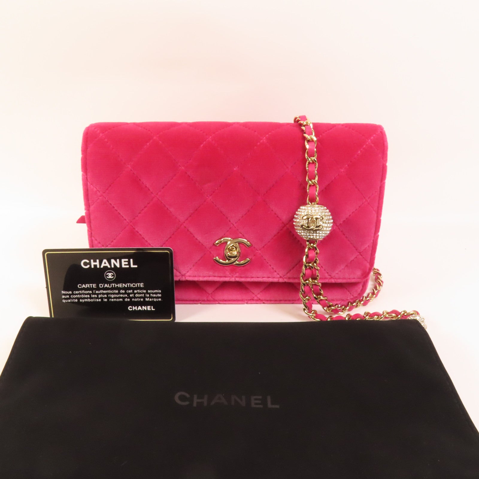 CHANEL 天鵝絨WOC Wallet On Chain金扣鏈帶肩背袋