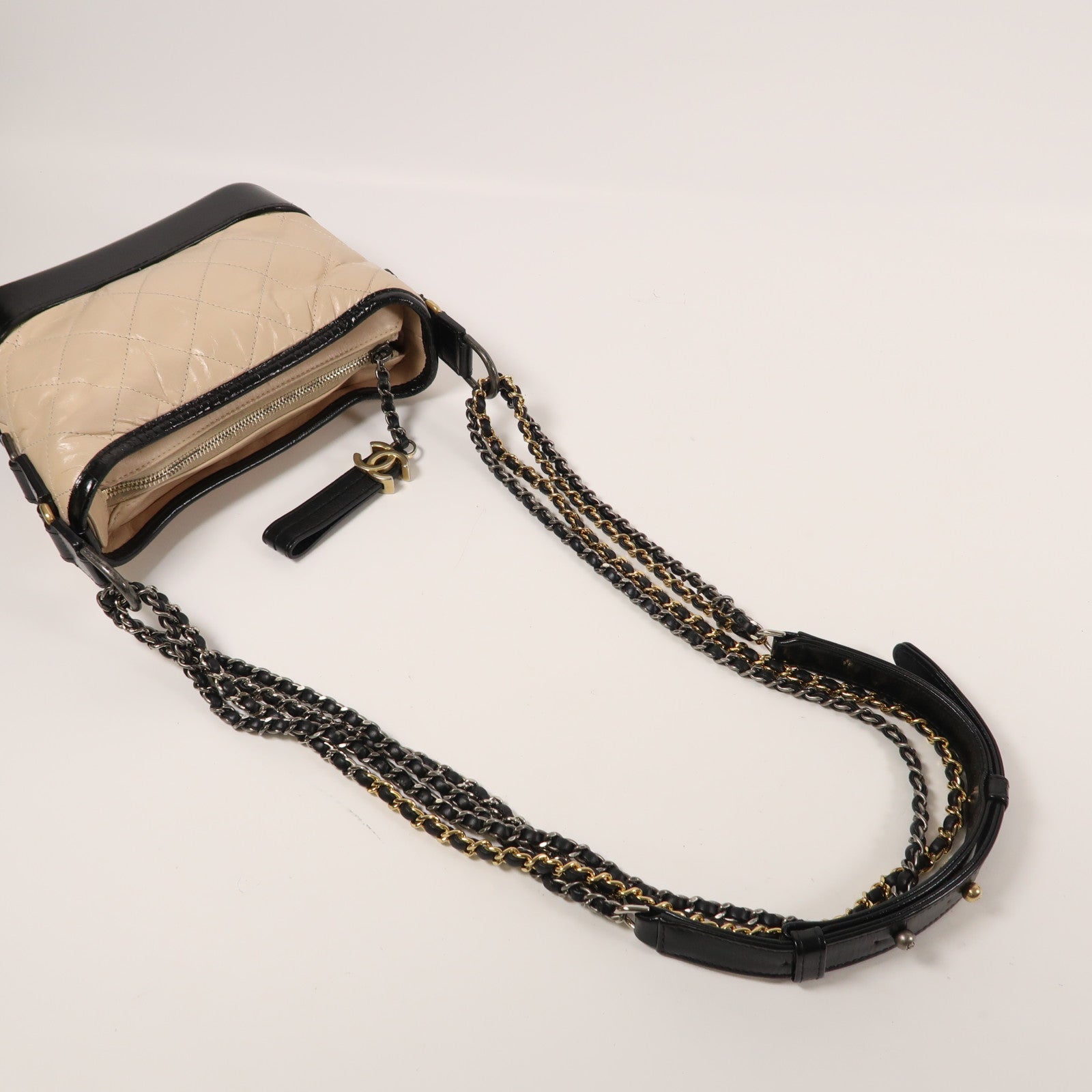 CHANEL 牛皮皮革Gabrielle Small肩背袋