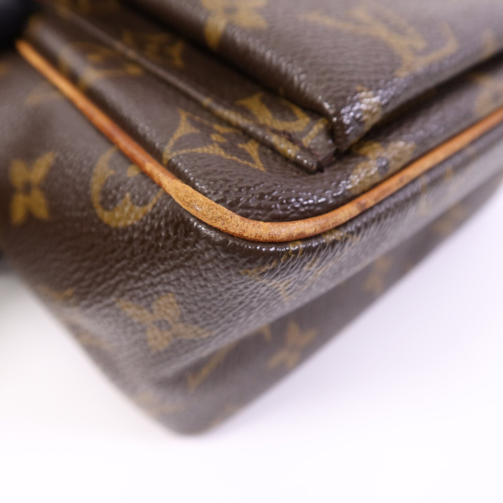 LOUIS VUITTON Monogram Viva Cite PM金扣肩背袋