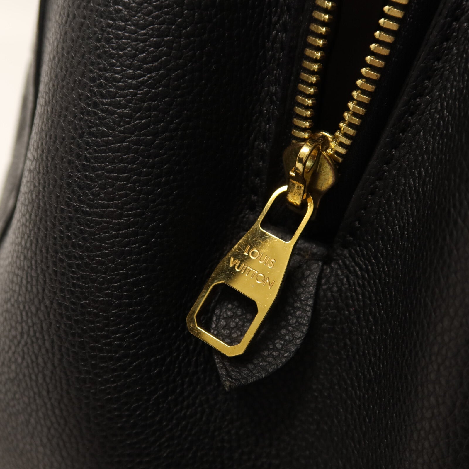LOUIS VUITTON Monogram Empreinte Montaigne GM金扣手挽肩背兩用袋