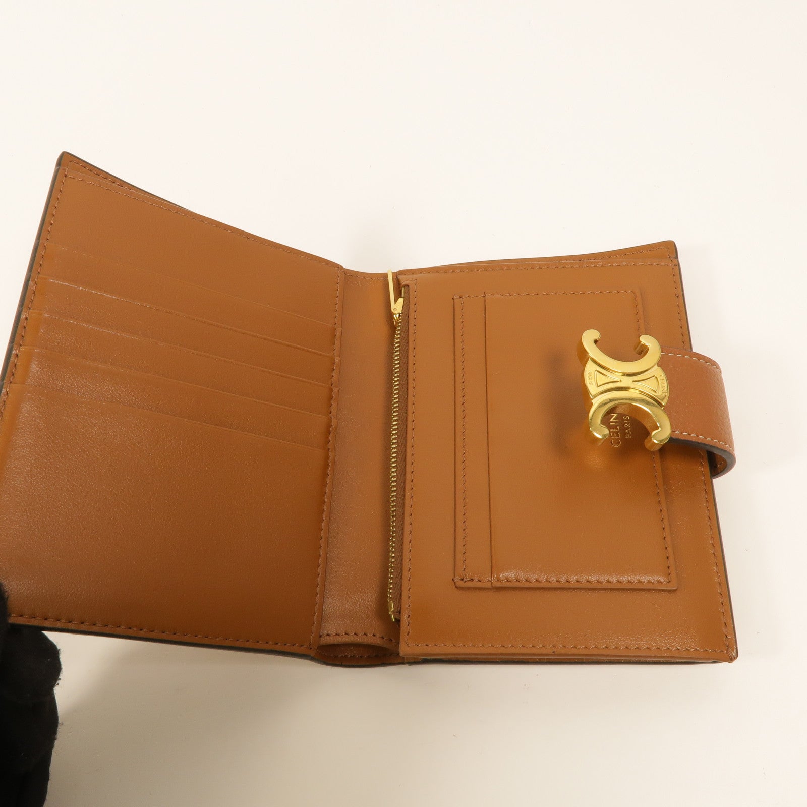 CELINE 牛皮皮革Medium Strap Wallet Nino錢包