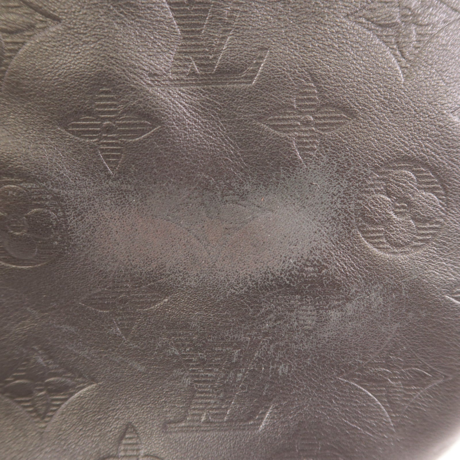 LOUIS VUITTON Monogram Shadow Trekking Backpack背包