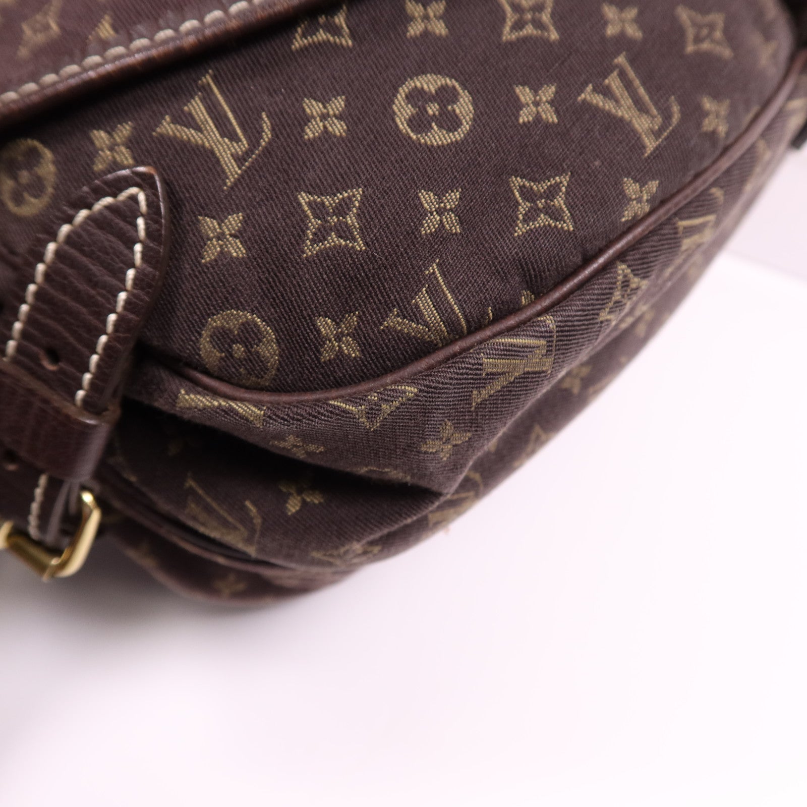 LOUIS VUITTON Monogram Mini Lin Saumur 30金扣肩背袋