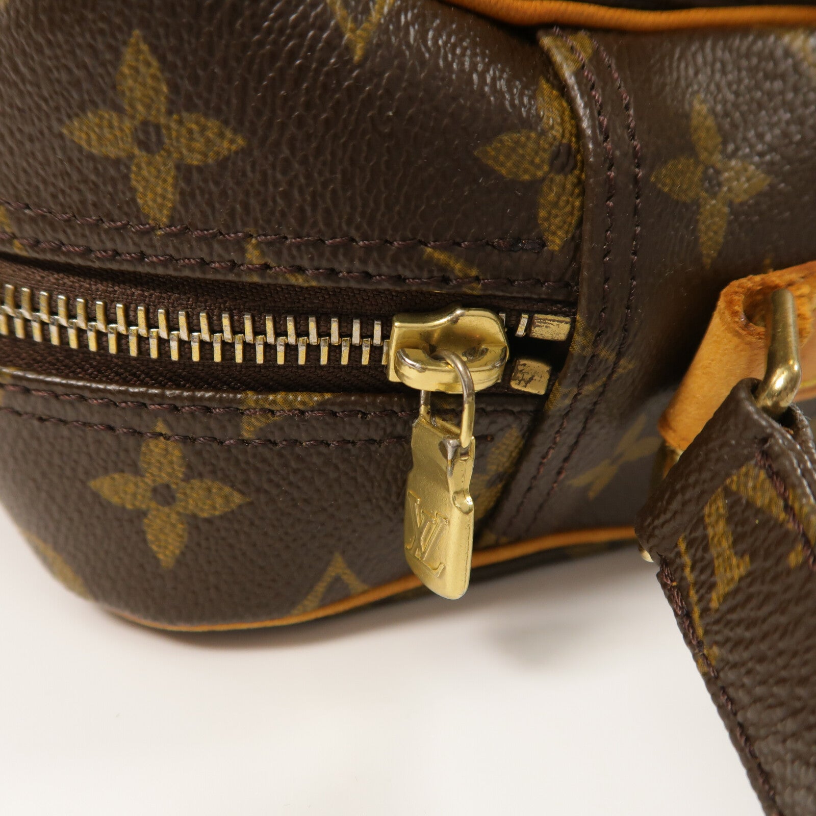 LOUIS VUITTON Monogram Nile金扣肩背袋