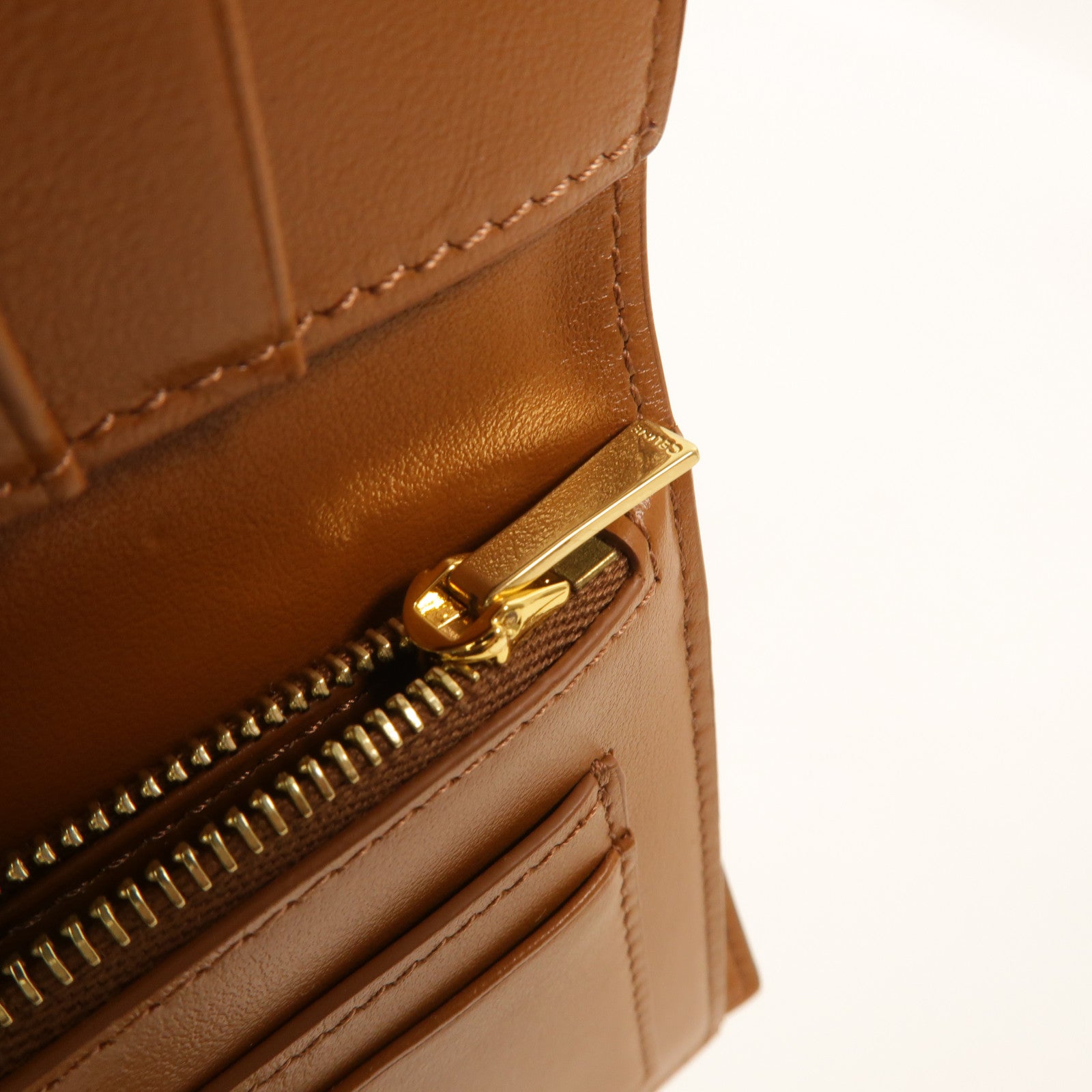 CELINE 牛皮皮革Medium Strap Wallet Nino錢包