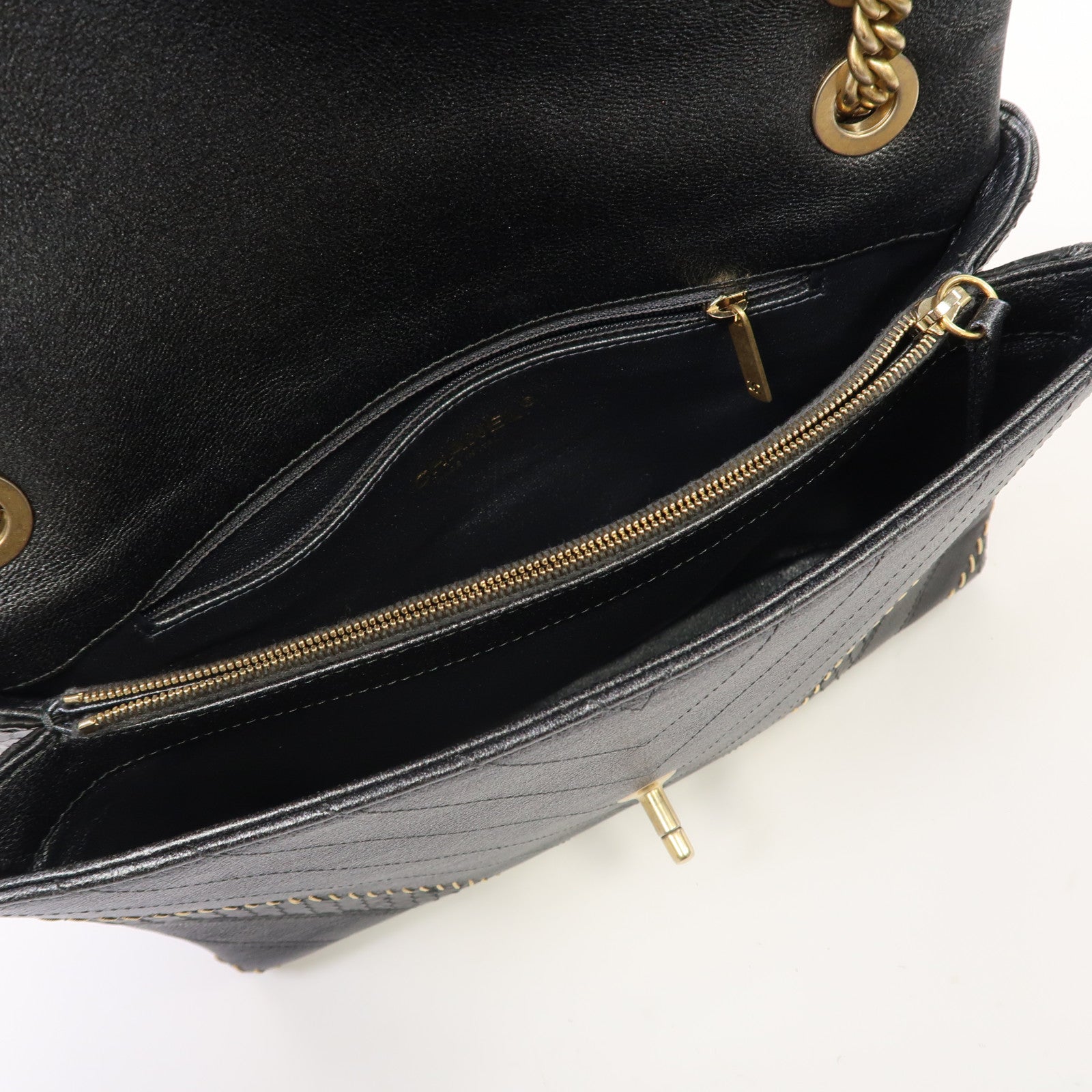 CHANEL 【激減優惠】牛皮皮革/蛇皮皮革Shoulder Bag金扣鏈帶肩背袋黑色