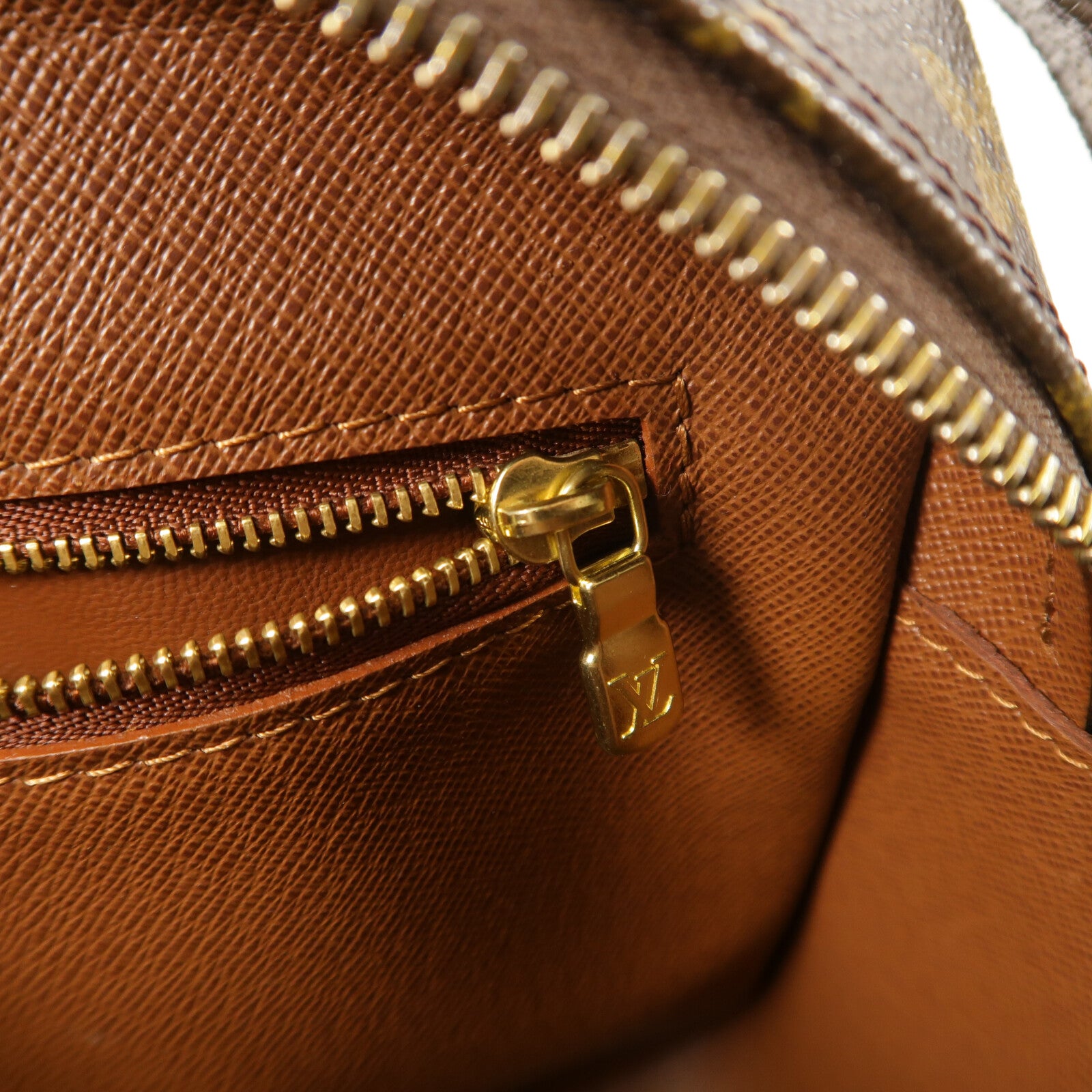 LOUIS VUITTON Monogram Nile金扣肩背袋