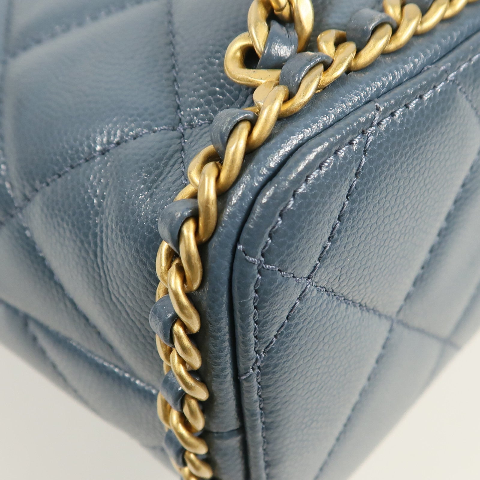 CHANEL 牛皮皮革Backpack金扣鏈帶背包