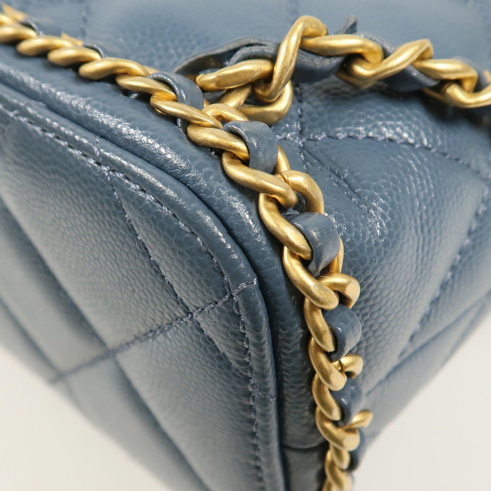 CHANEL 牛皮皮革Backpack金扣鏈帶背包