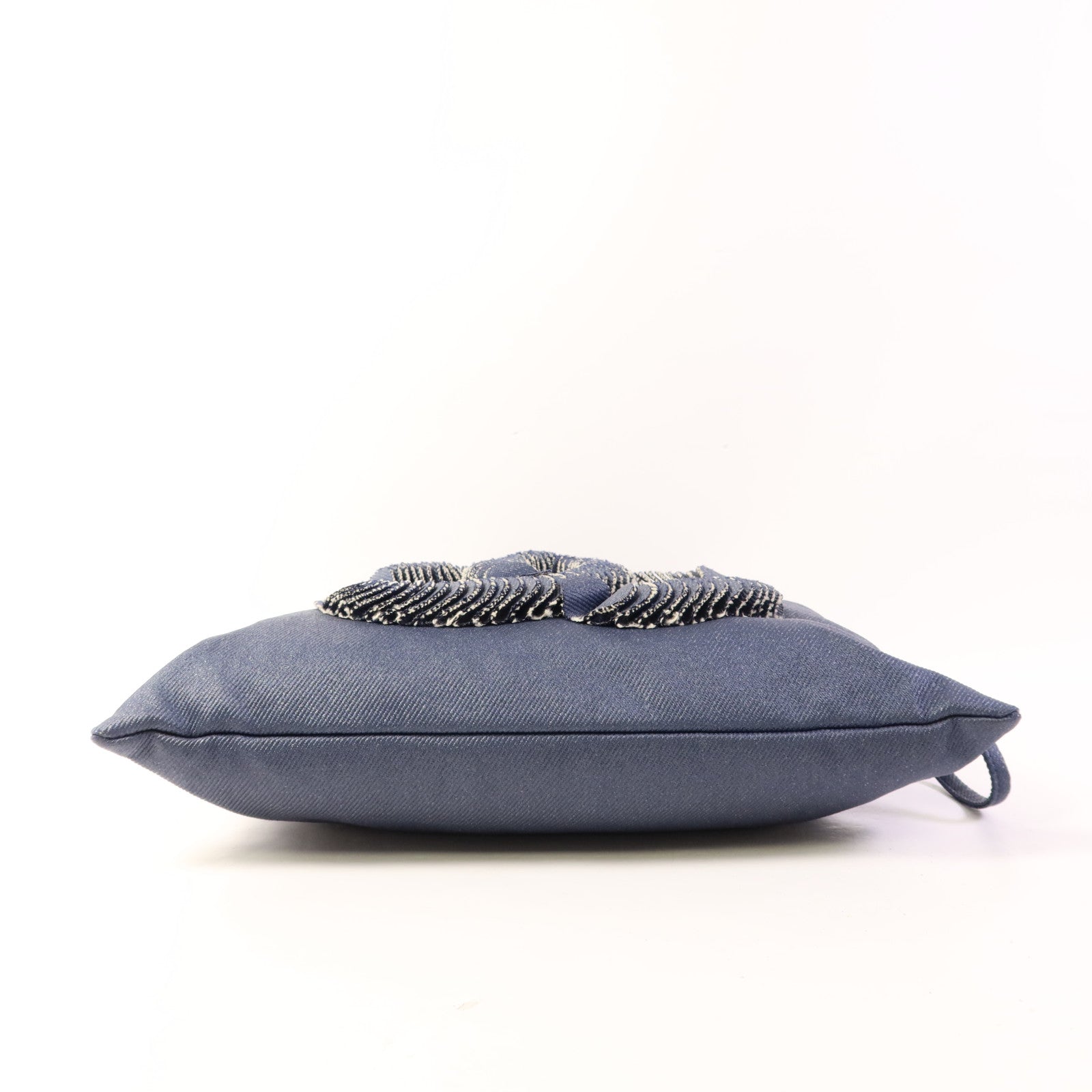 CHANEL 牛仔布Shoulder Bag銀扣肩背袋