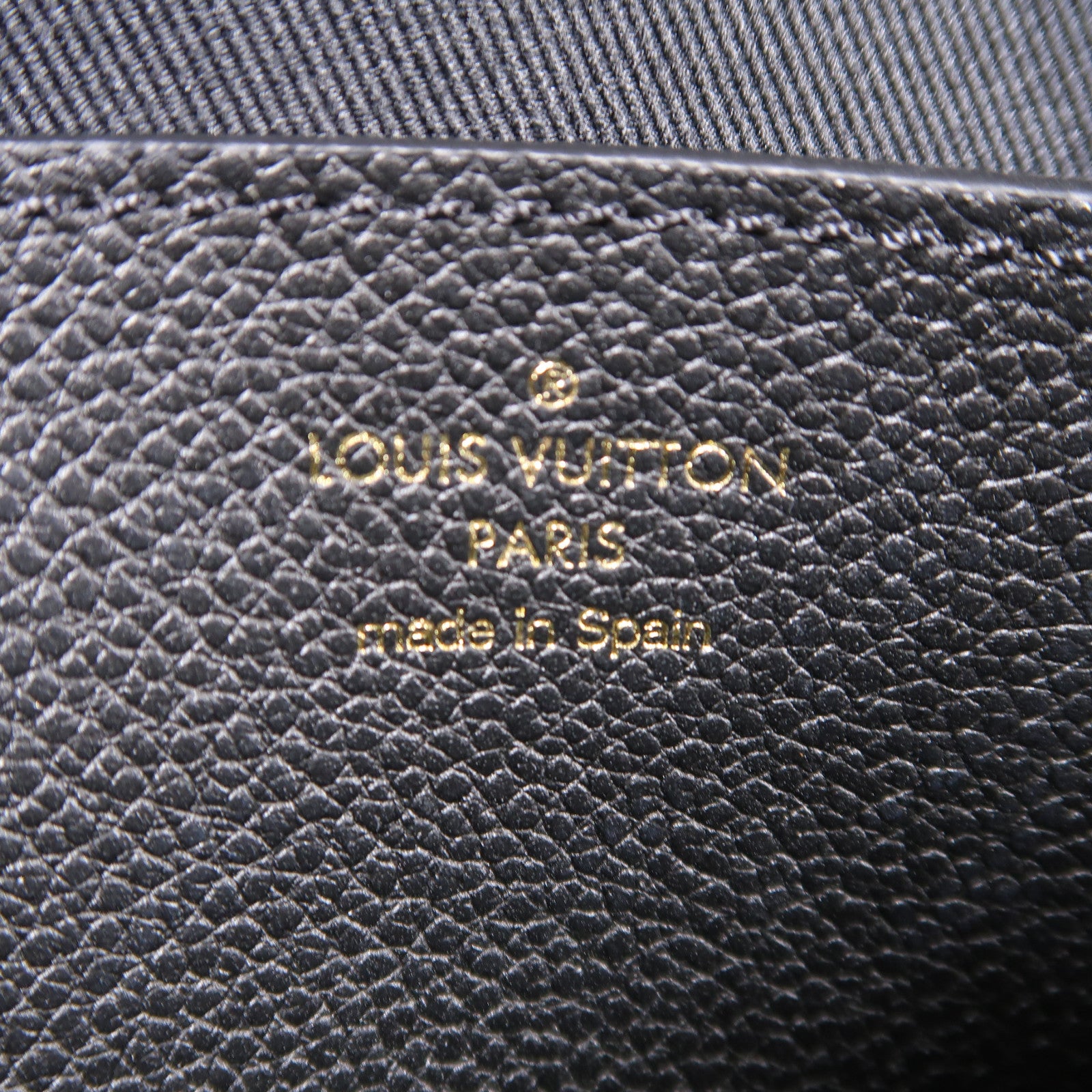 LOUIS VUITTON Monogram Empreinte Wallet On Chain Metis金扣鏈帶肩背袋黑色