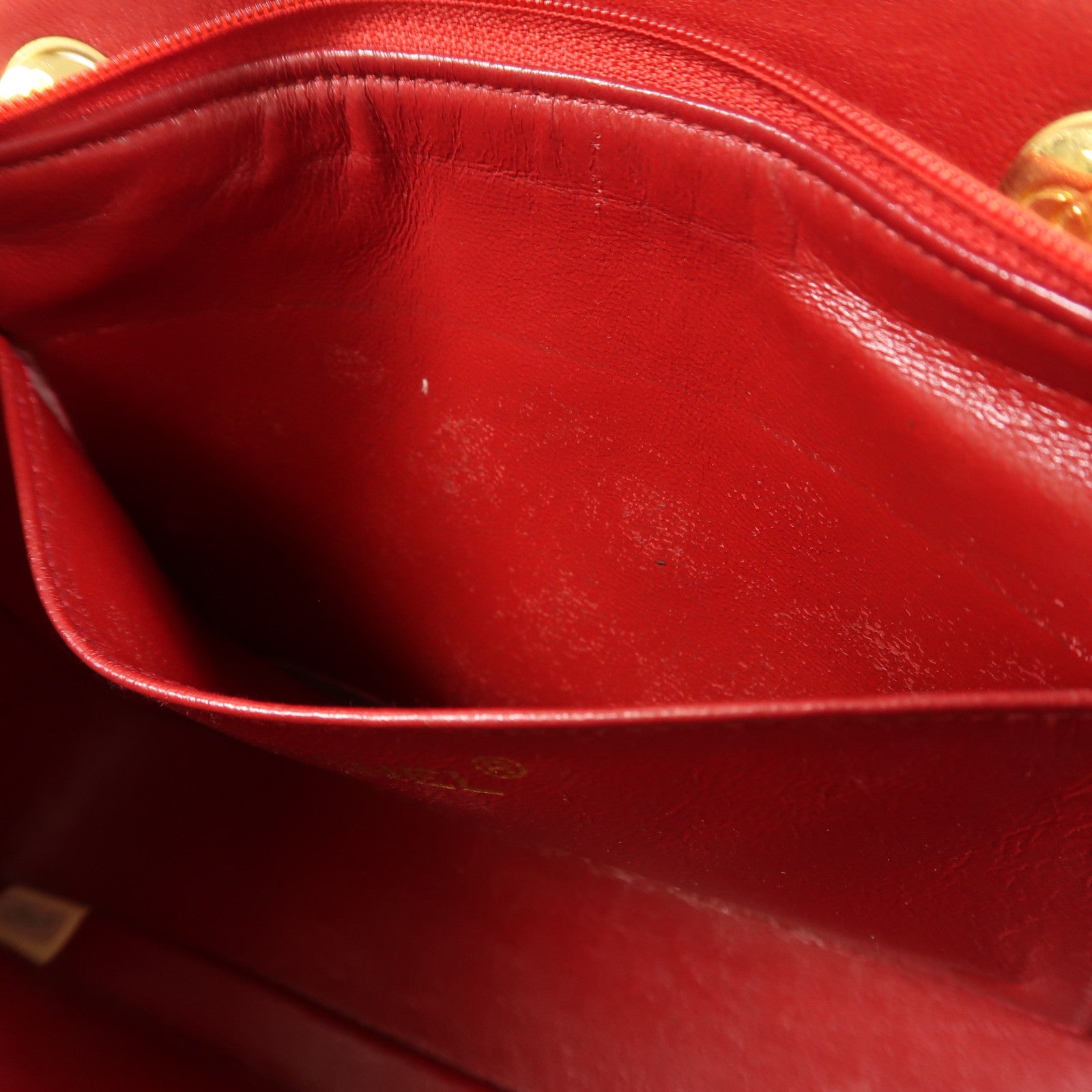 CHANEL 【激減優惠】皮革Vintage Chain Shoulder金扣鏈帶肩背袋