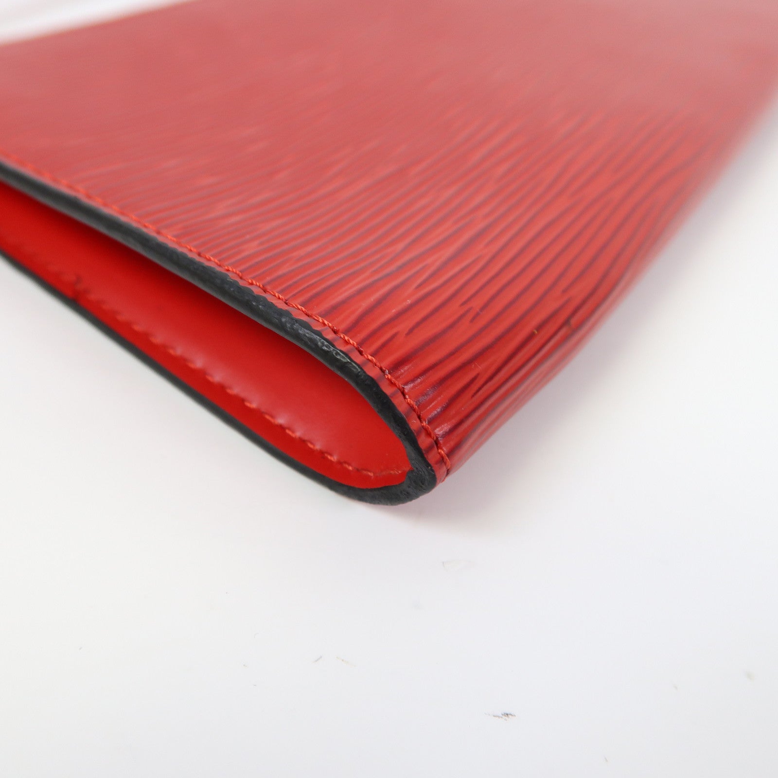LOUIS VUITTON Epi Pochette Accessories金扣手拿包紅色