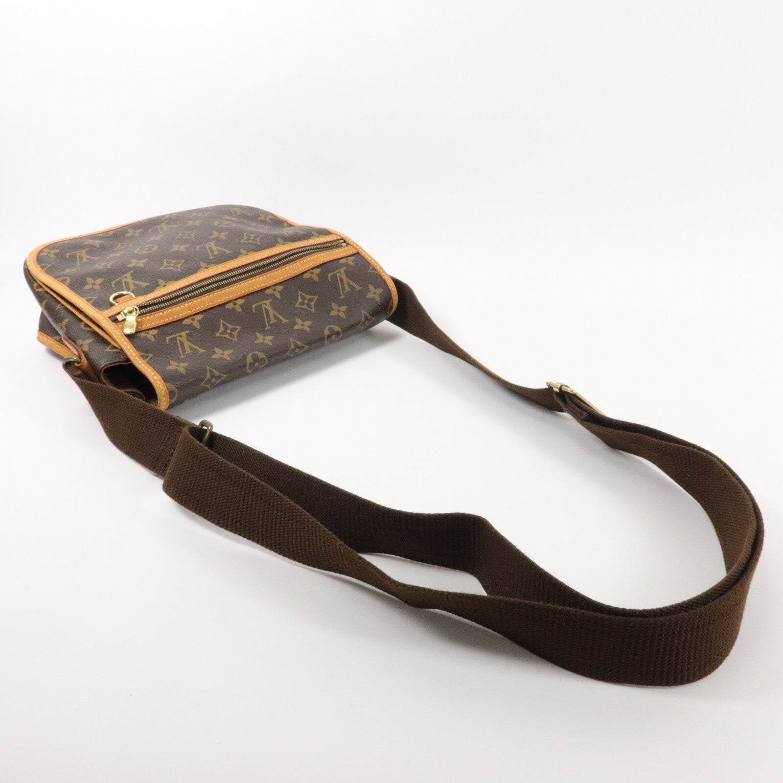 LOUIS VUITTON Monogram Bosphore肩背袋