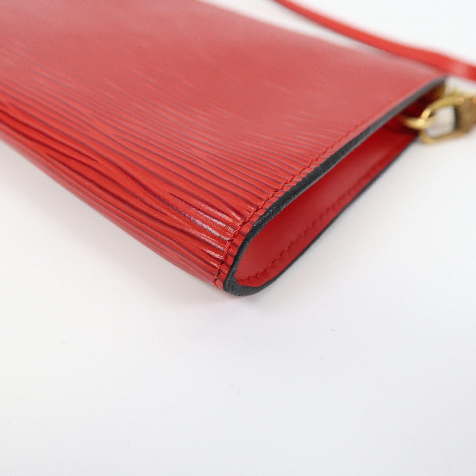 LOUIS VUITTON Epi Pochette Accessories金扣手拿包紅色