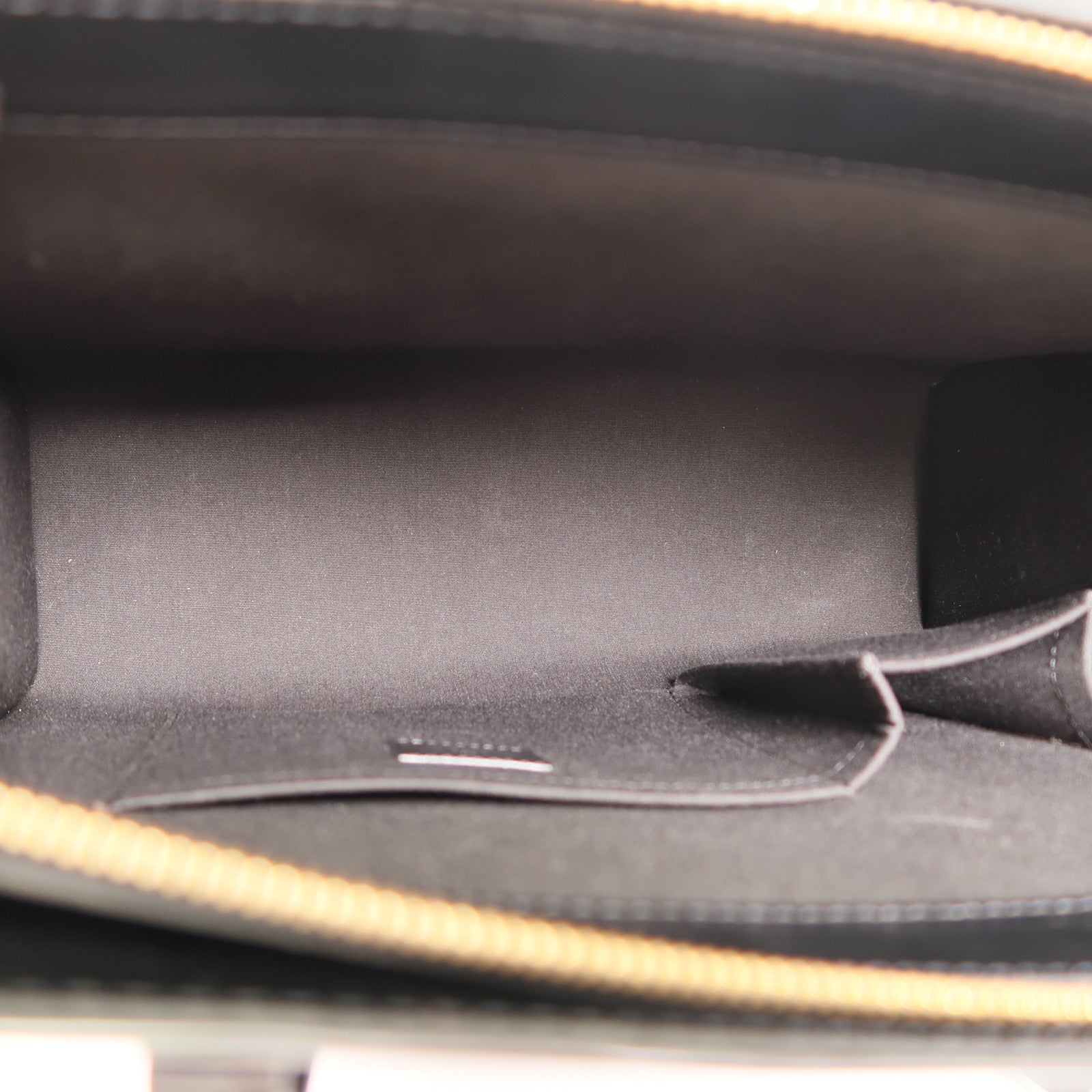 LOUIS VUITTON Epi Croistte PM金扣手挽袋