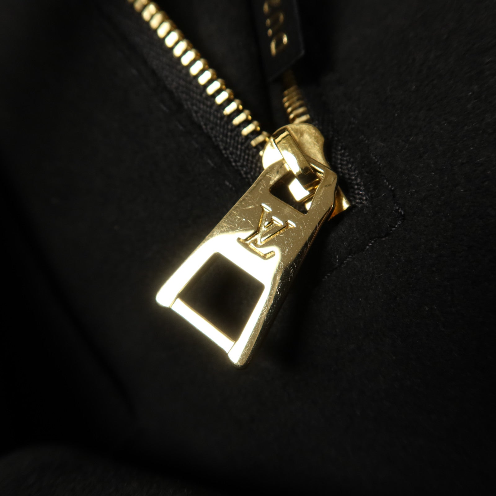 LOUIS VUITTON Monogram Empreinte On The Go GM金扣手挽肩背兩用袋