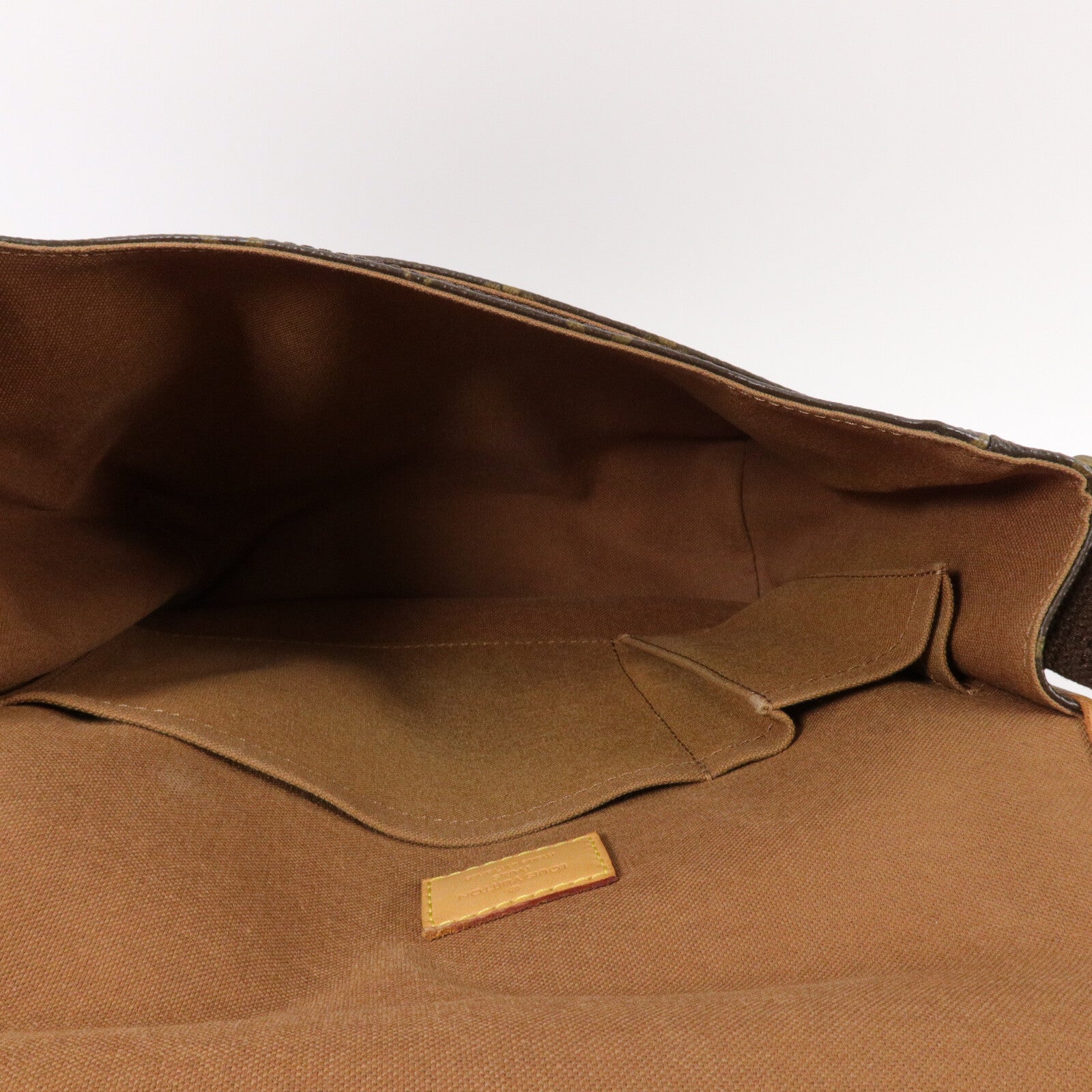 LOUIS VUITTON Monogram Bosphore肩背袋