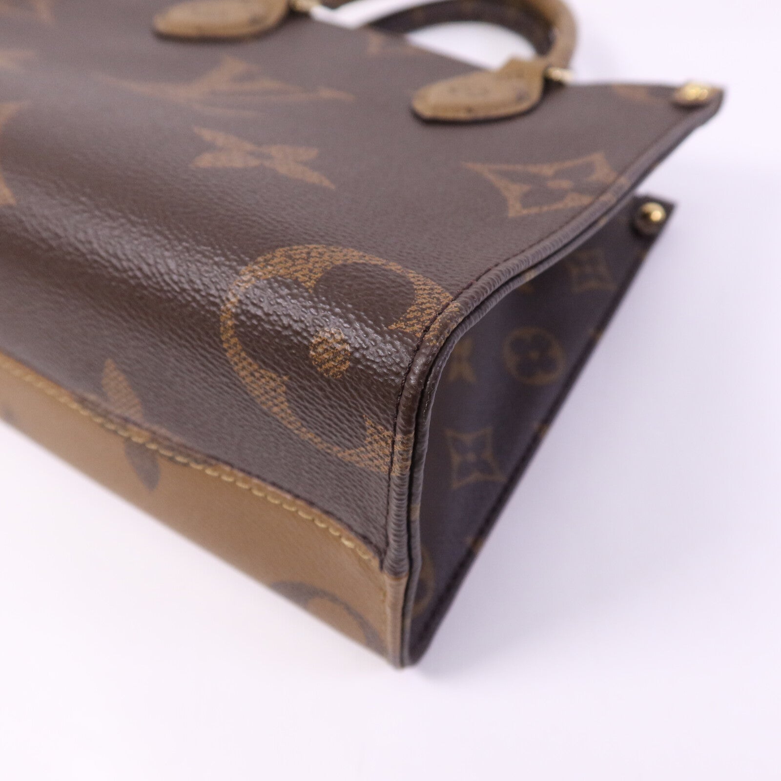 LOUIS VUITTON Monogram Giant On The Go PM金扣手挽肩背兩用袋
