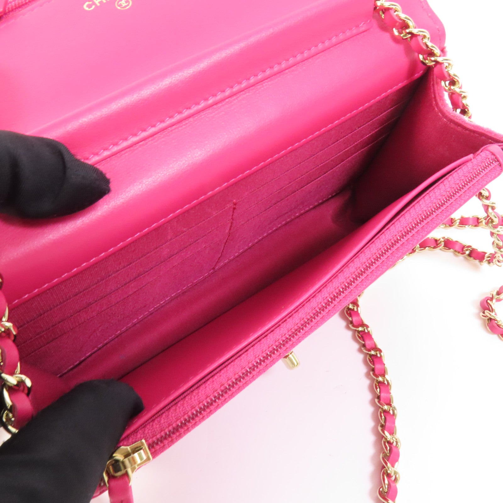 CHANEL 天鵝絨WOC Wallet On Chain金扣鏈帶肩背袋
