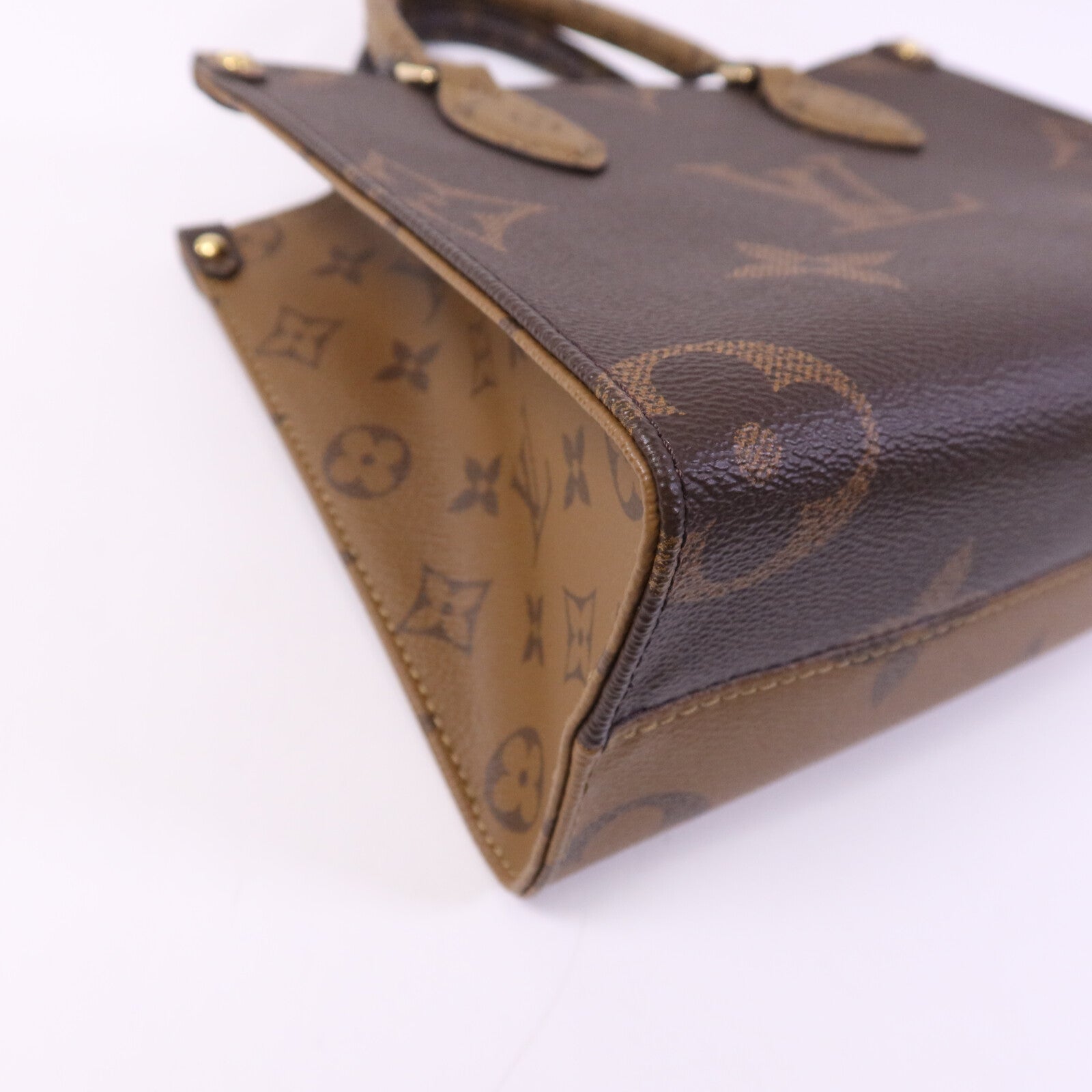 LOUIS VUITTON Monogram Giant On The Go PM金扣手挽肩背兩用袋