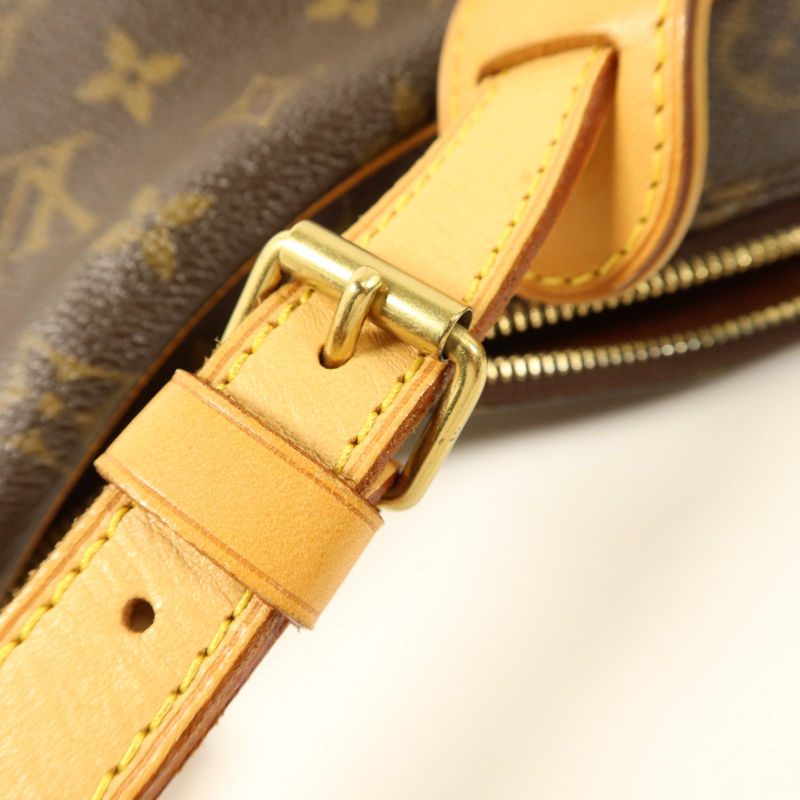 LOUIS VUITTON Monogram Boulogne肩背袋