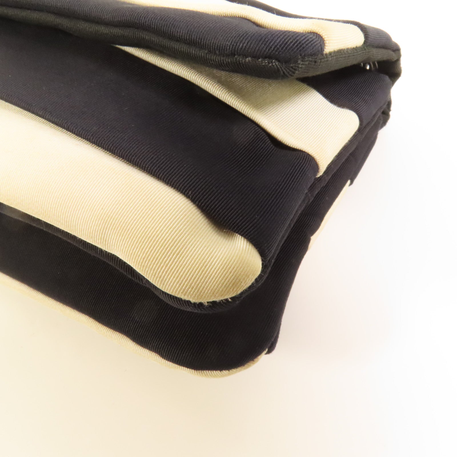 CHANEL 帆布Chain Shoulder銀扣鏈帶肩背袋