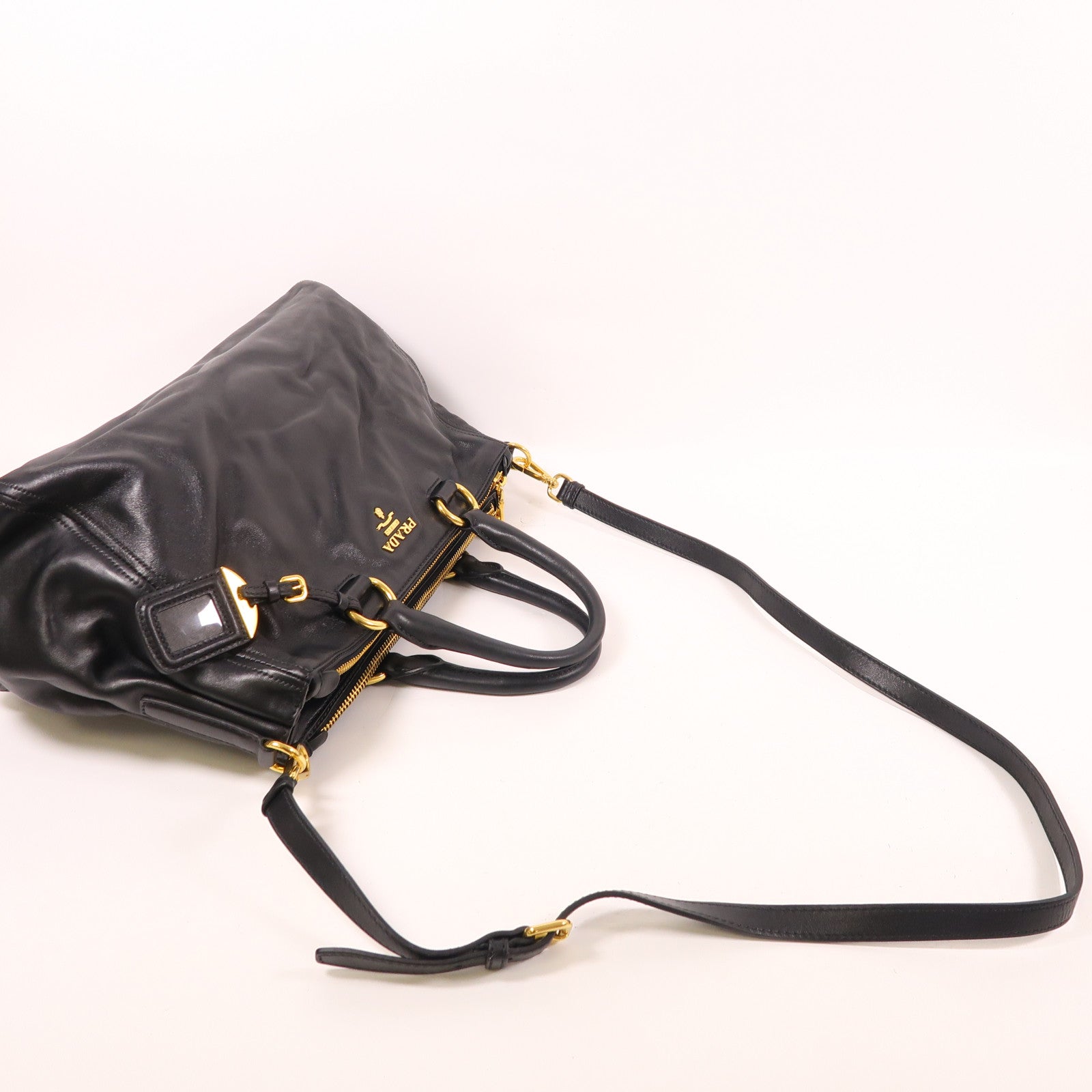PRADA 牛皮皮革2 Way Shoulder金扣手挽肩背兩用袋