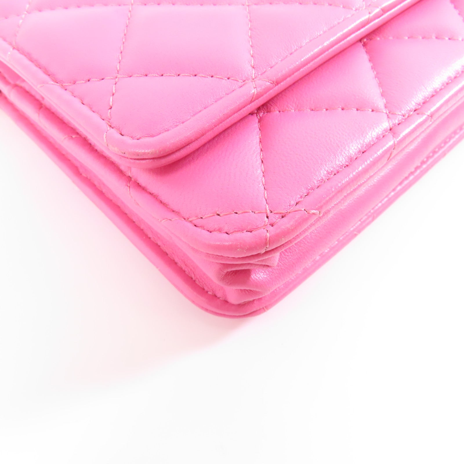 CHANEL 菱格羊皮皮革Wallet On Chain銀扣鏈帶肩背袋粉紅色