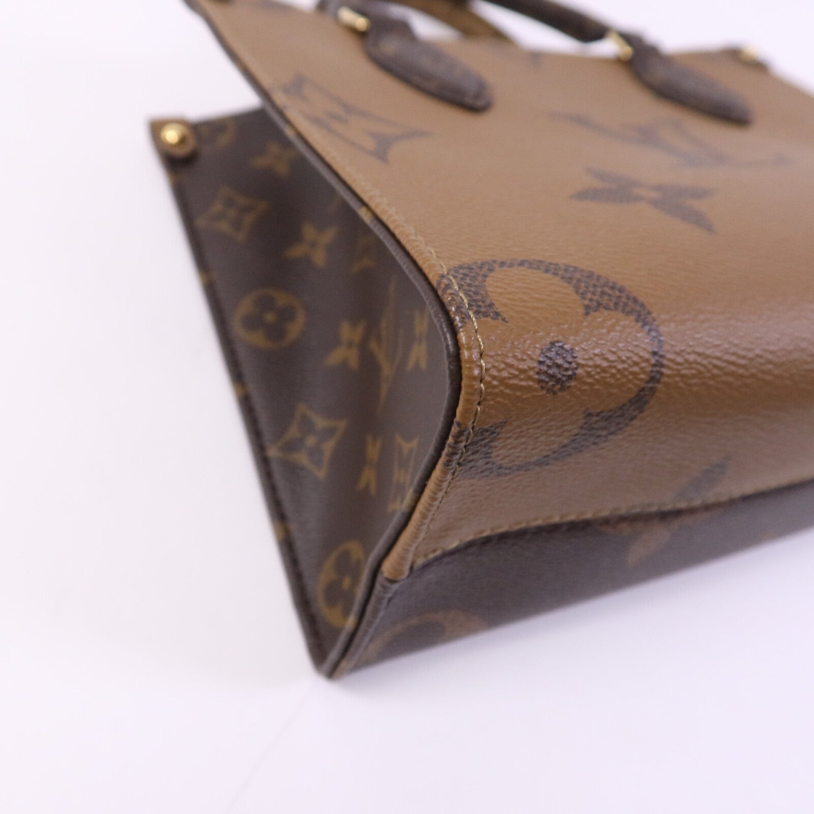 LOUIS VUITTON Monogram Giant On The Go PM金扣手挽肩背兩用袋