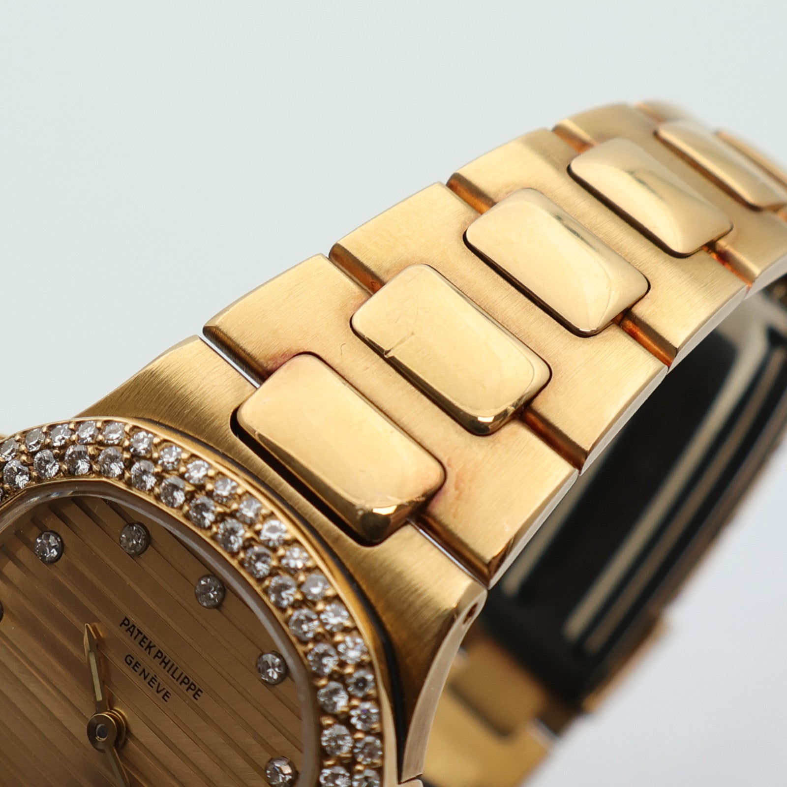 PATEK PHILIPPE Nautilus 4700/3