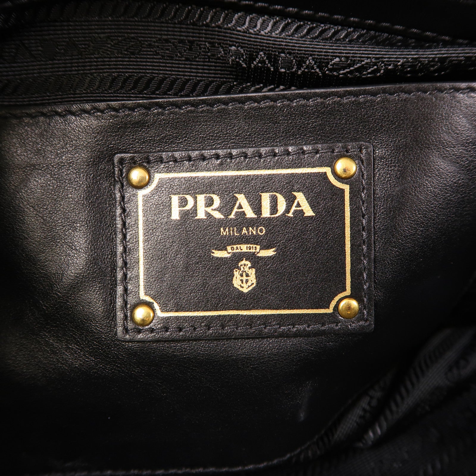 PRADA 牛皮皮革2 Way Shoulder金扣手挽肩背兩用袋