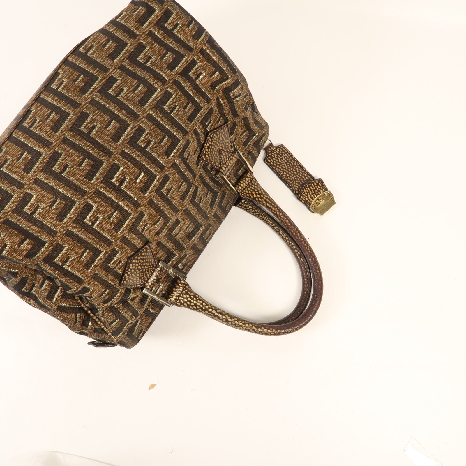 FENDI 帆布Shoulder Bag金扣肩背袋