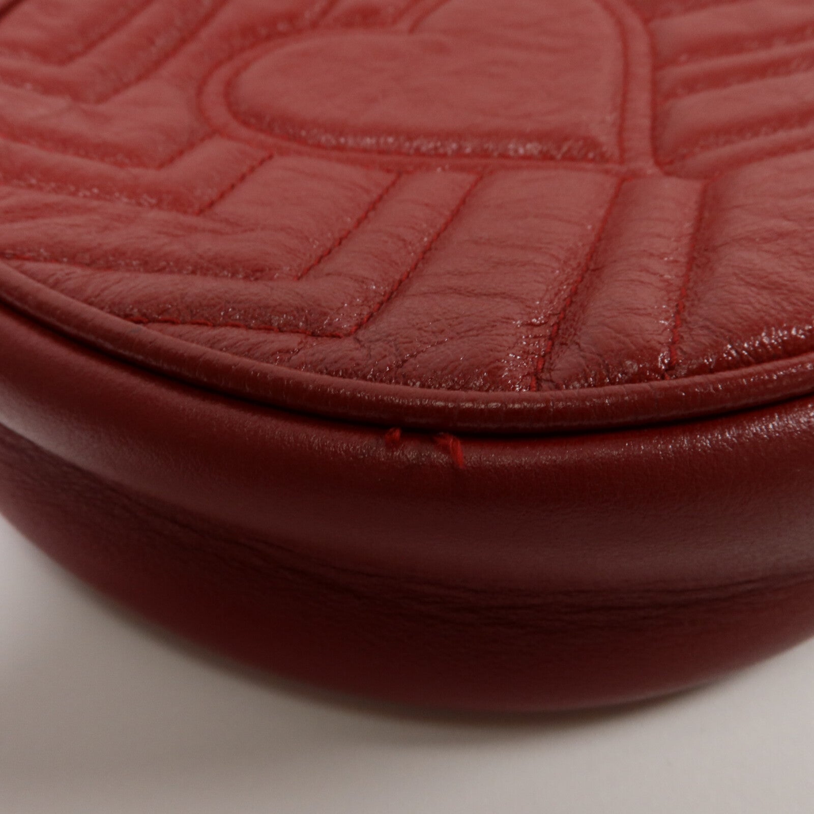 GUCCI 牛皮皮革GG Marmont Round Bag鏈帶肩背袋