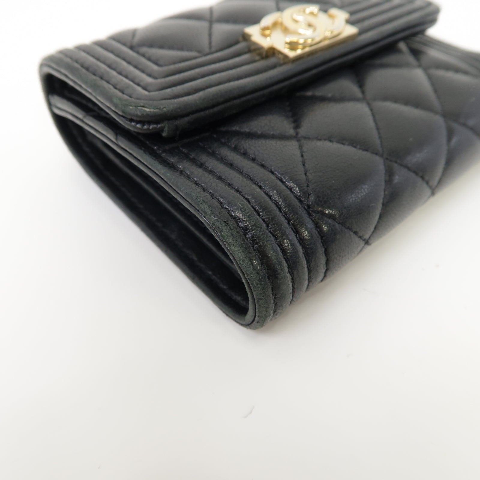 CHANEL 【激減優惠】菱格羊皮皮革Boy Wallet金扣錢包黑色