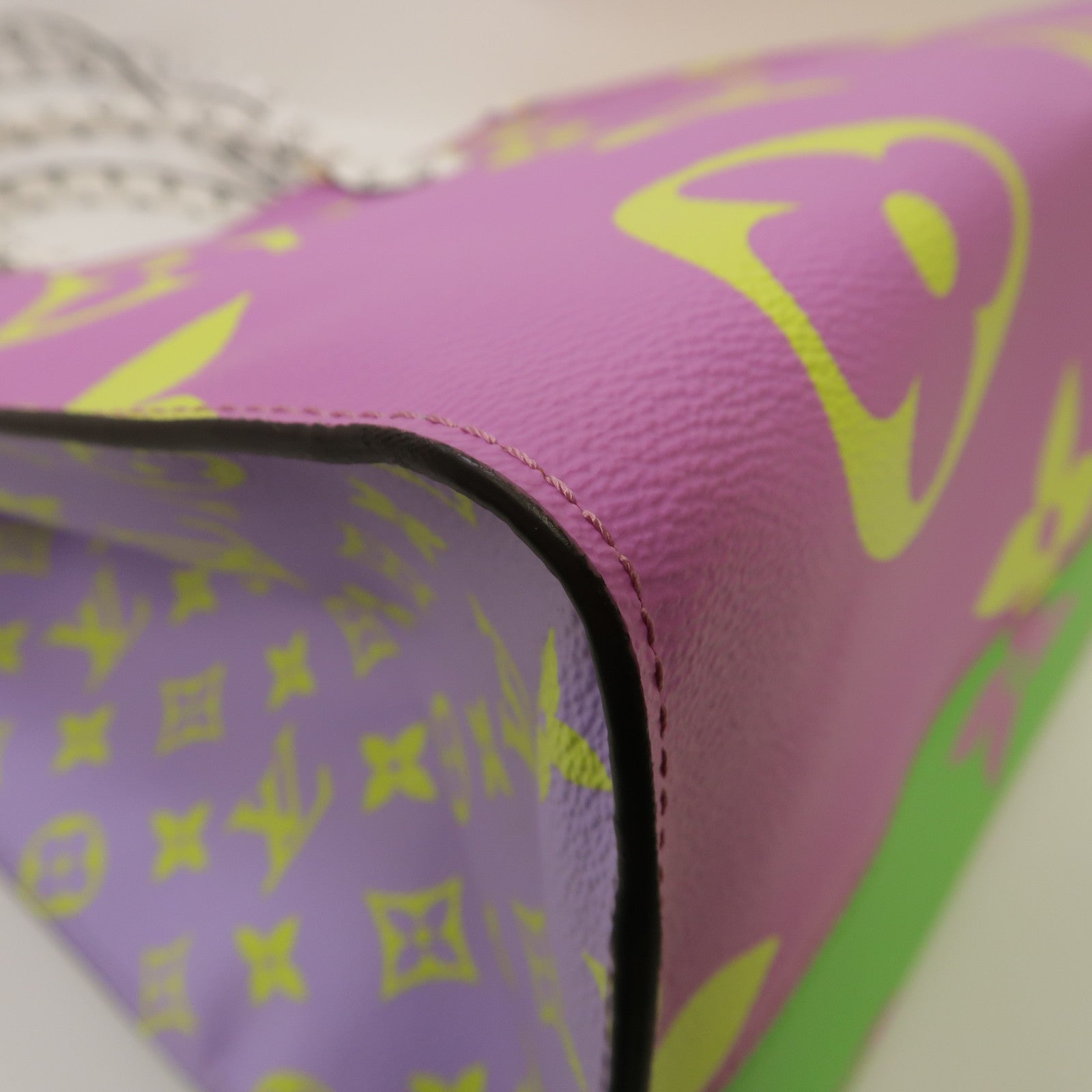 LOUIS VUITTON Monogram Giant On The Go GM金扣手挽肩背兩用袋彩色