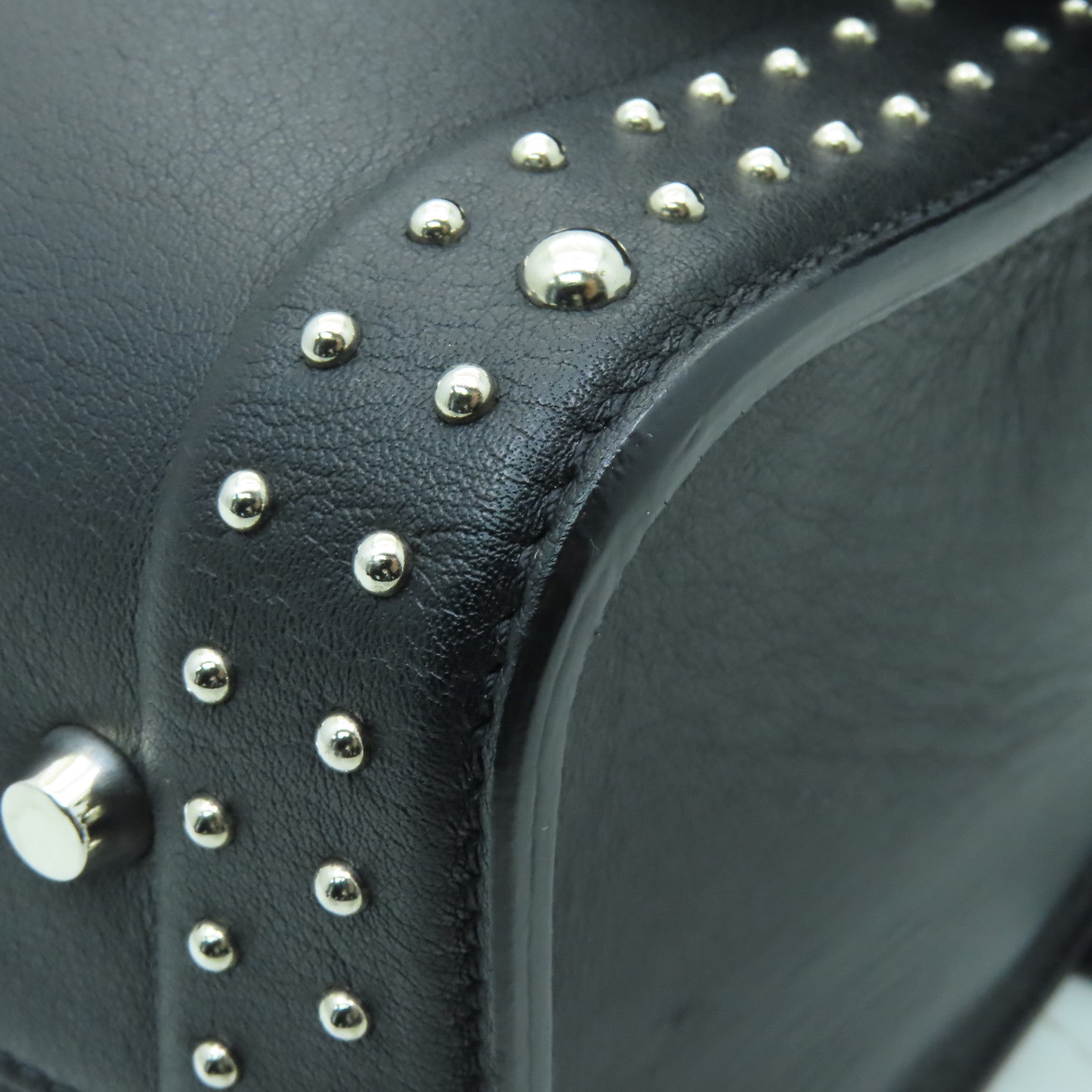 GIVENCHY 【激減優惠】牛皮皮革2way Shoulder Bag銀扣手挽肩背兩用袋黒色