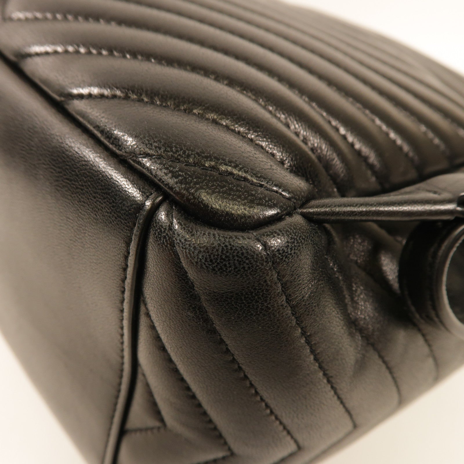 SAINT LAURENT 【激減優惠】羊皮皮革Joe Backpack金扣肩背袋黑色