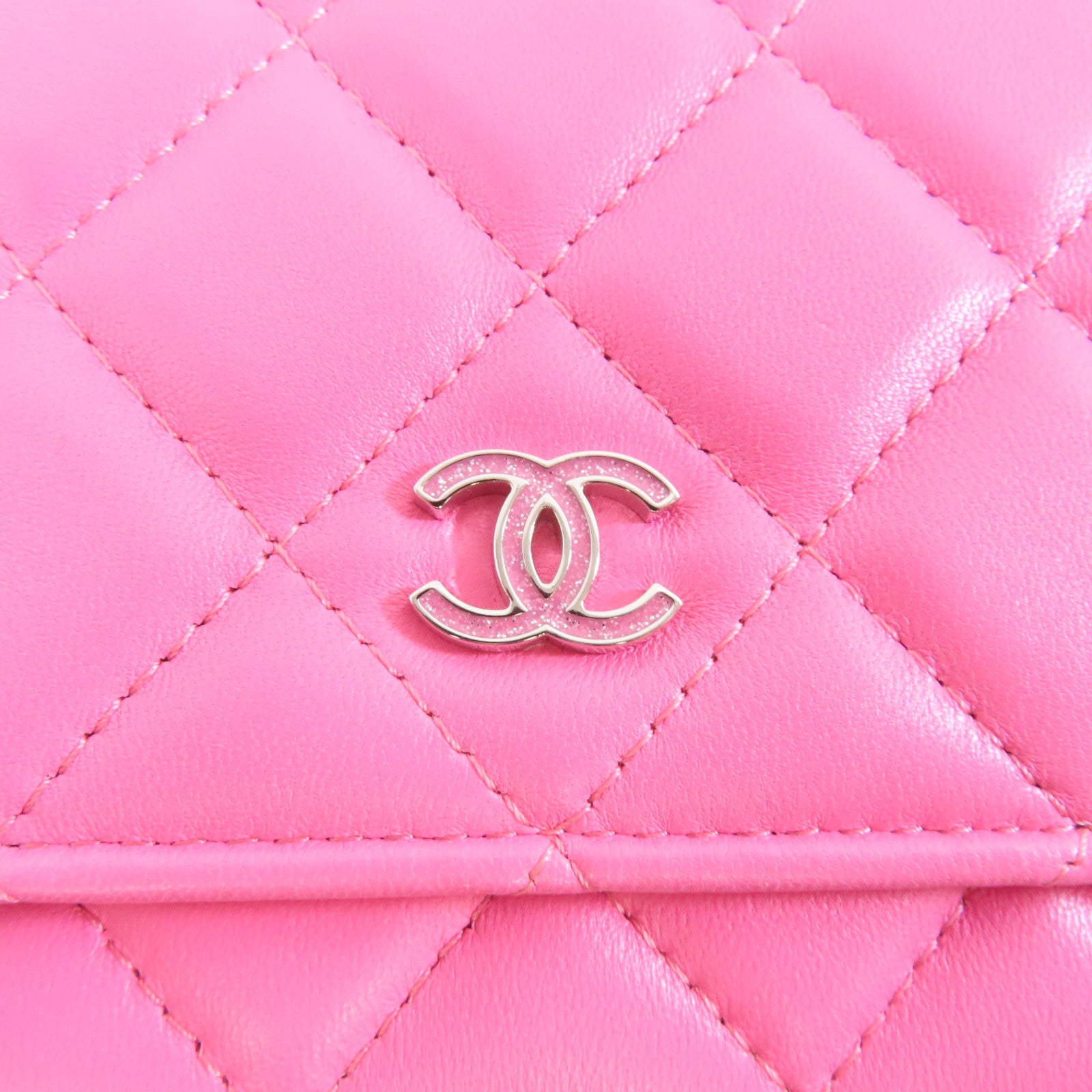 CHANEL 菱格羊皮皮革Wallet On Chain銀扣鏈帶肩背袋粉紅色