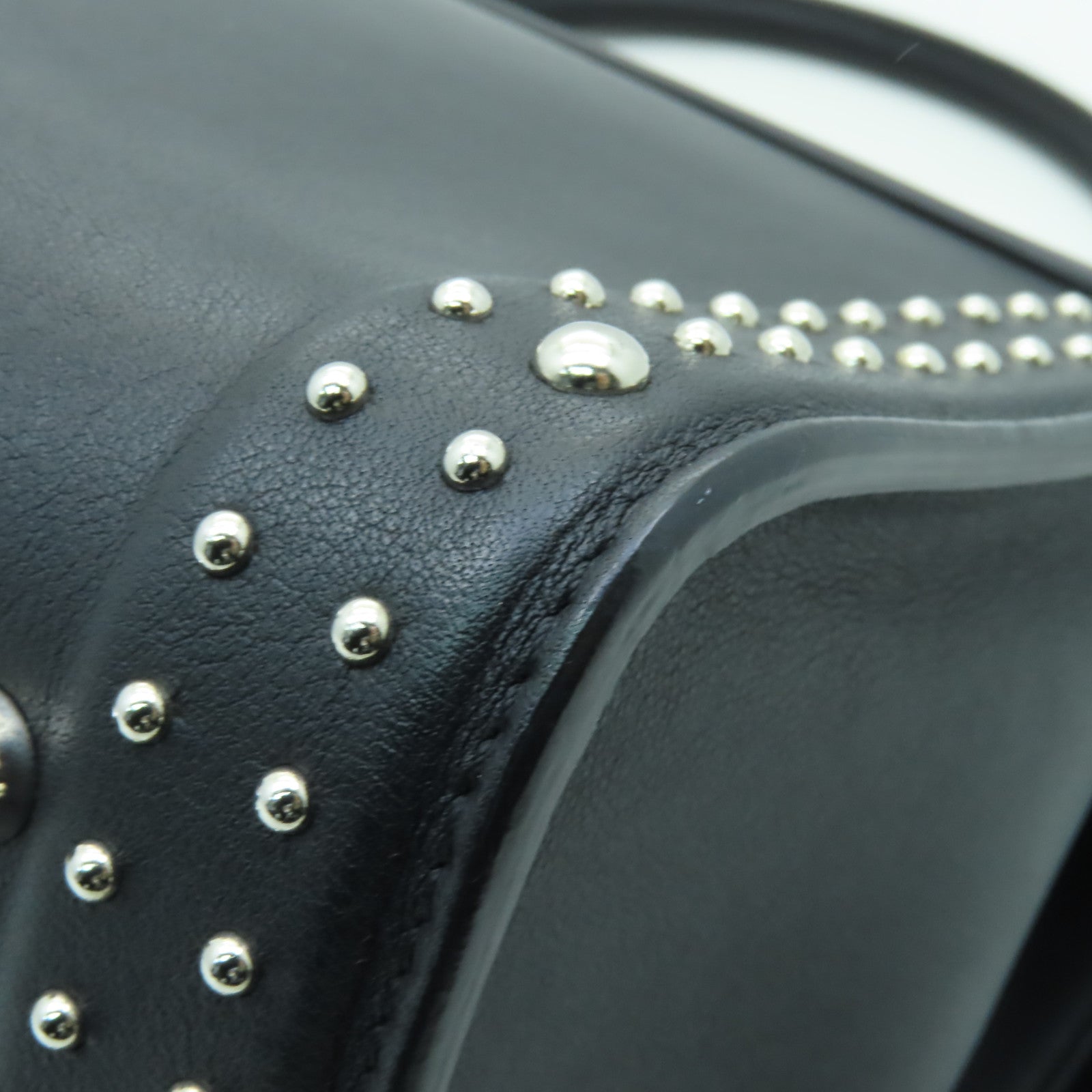 GIVENCHY 【激減優惠】牛皮皮革2way Shoulder Bag銀扣手挽肩背兩用袋黒色