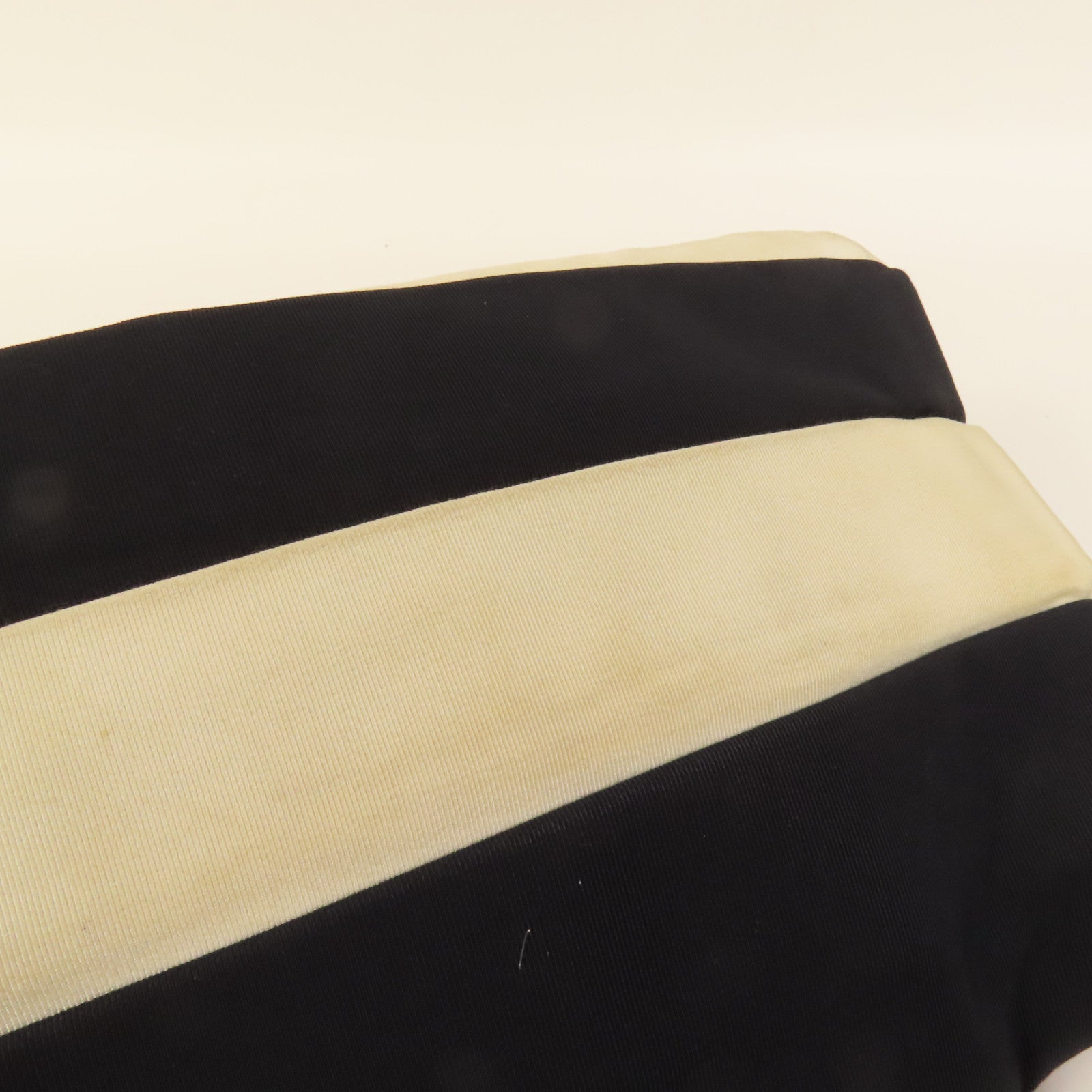 CHANEL 帆布Chain Shoulder銀扣鏈帶肩背袋