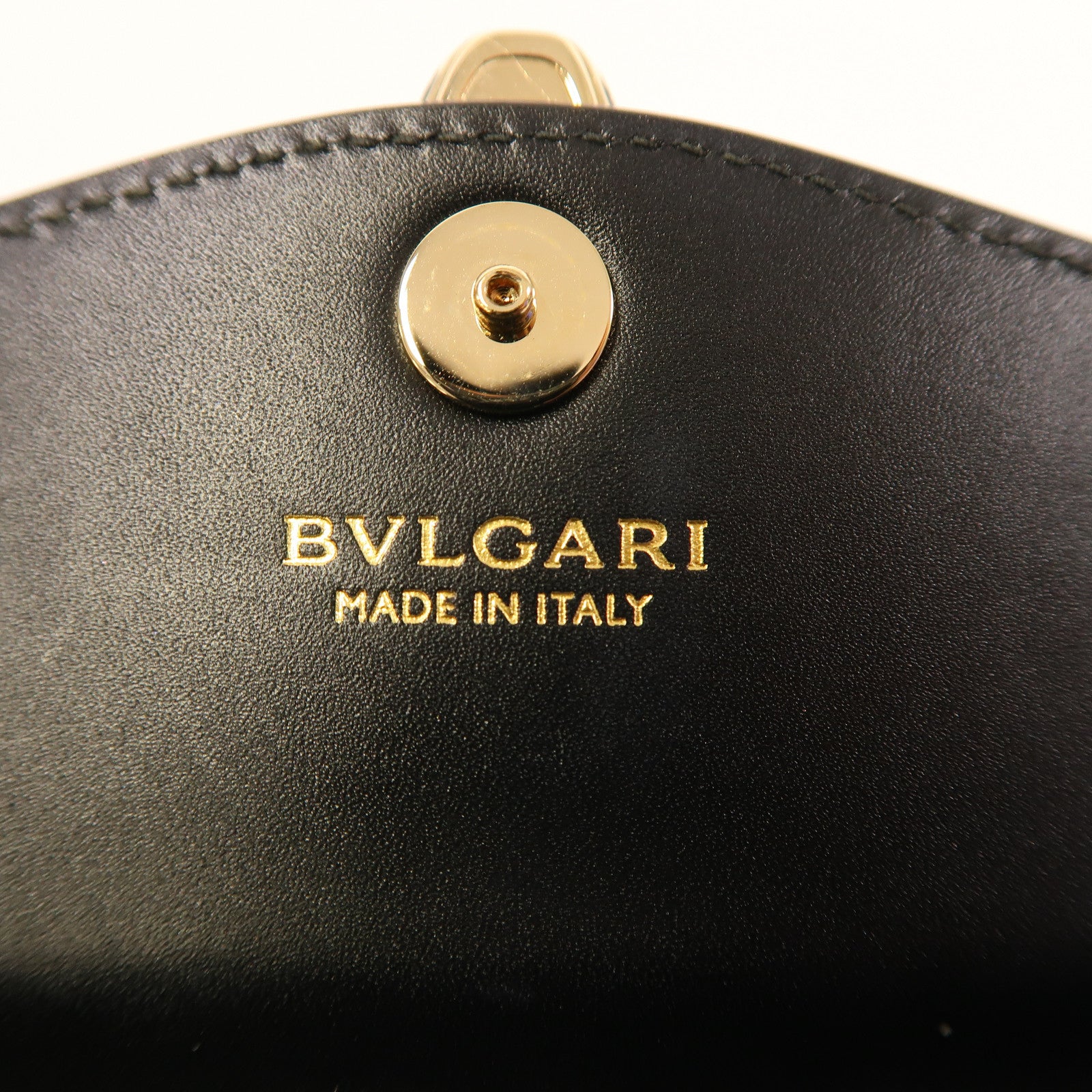 BVLGARI 牛皮皮革Hand Bag金扣手挽袋黑色