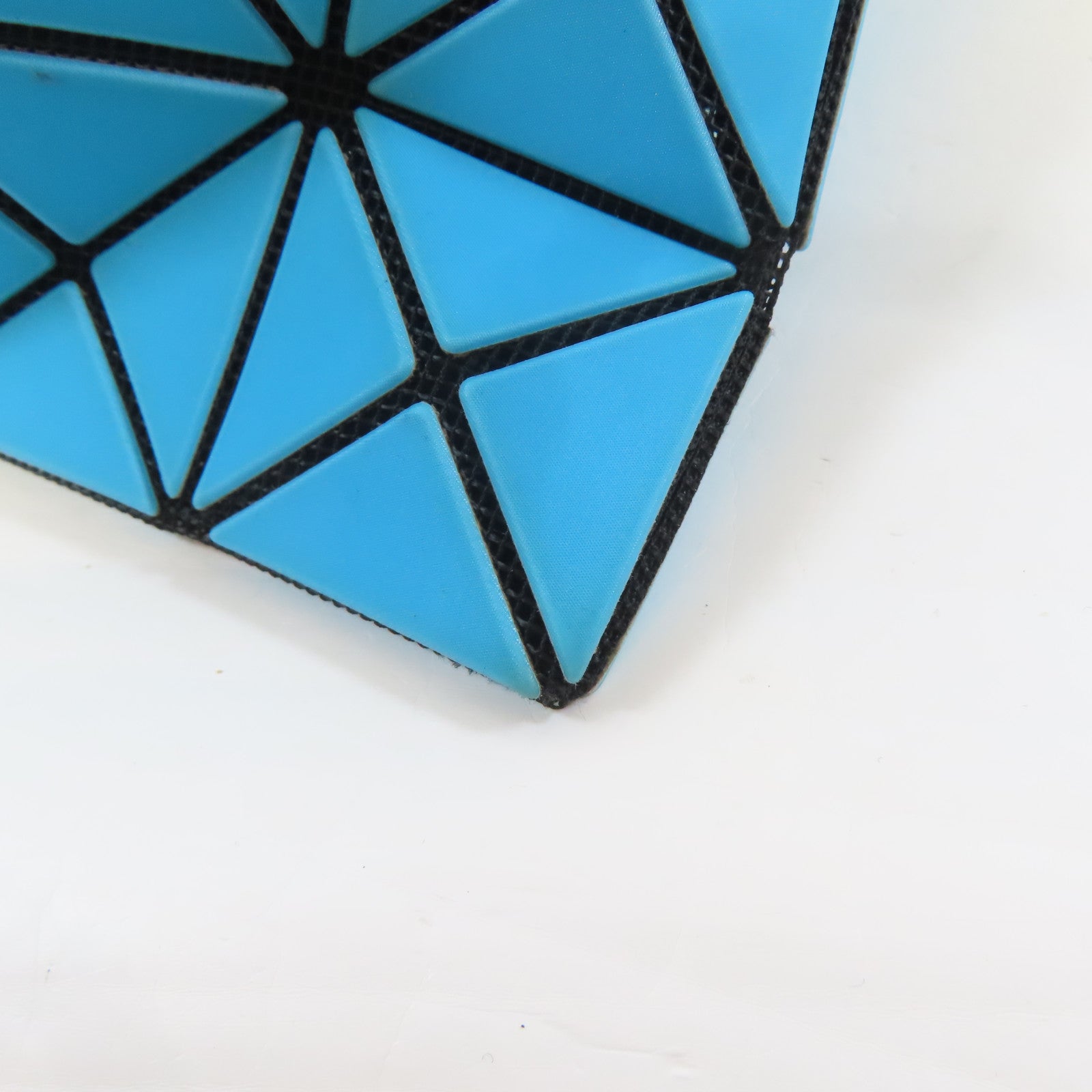 BAO BAO ISSEYMIYAKE PVC Tote Bag黑扣手挽袋藍色