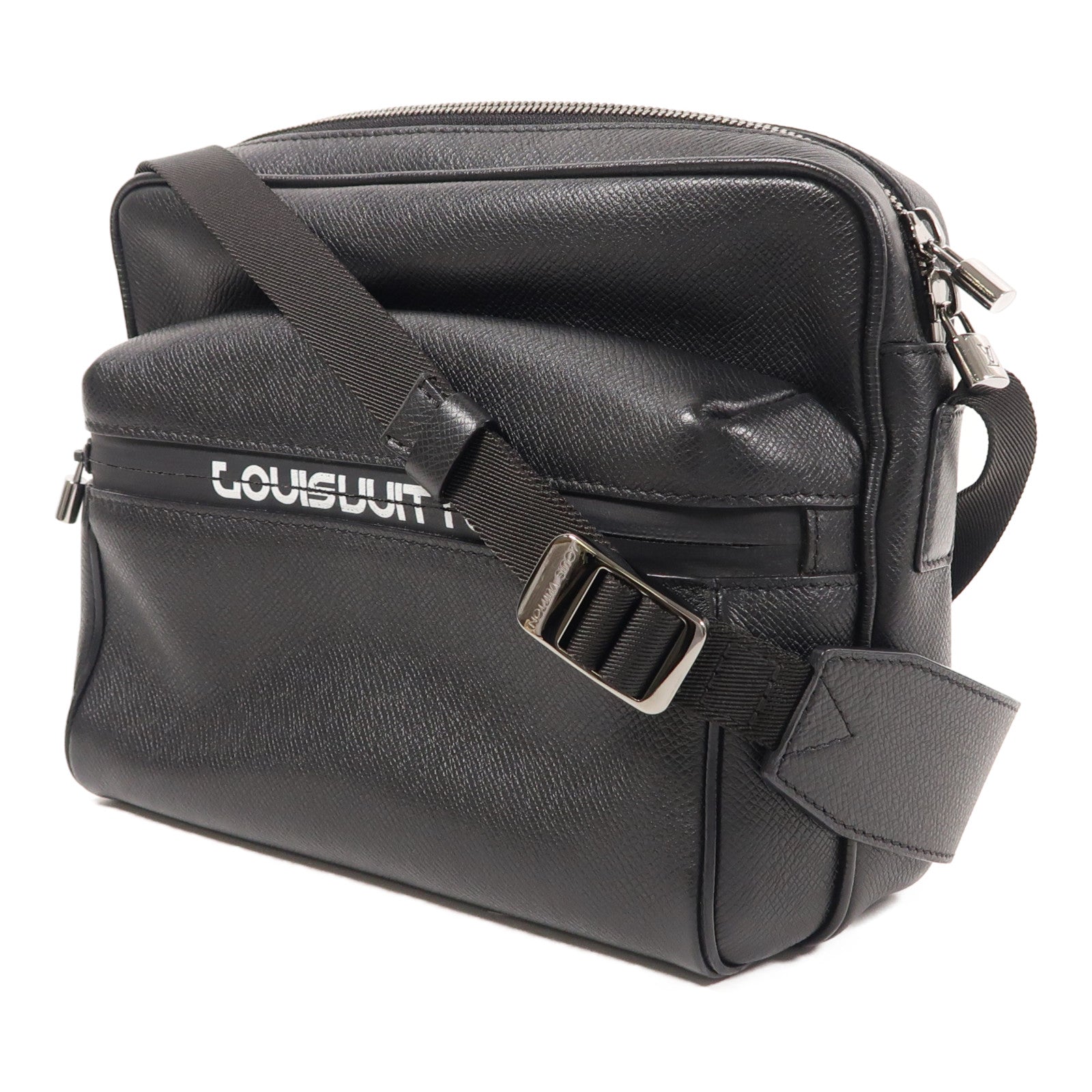 LOUIS VUITTON Taiga Messenger PM銀扣肩背袋