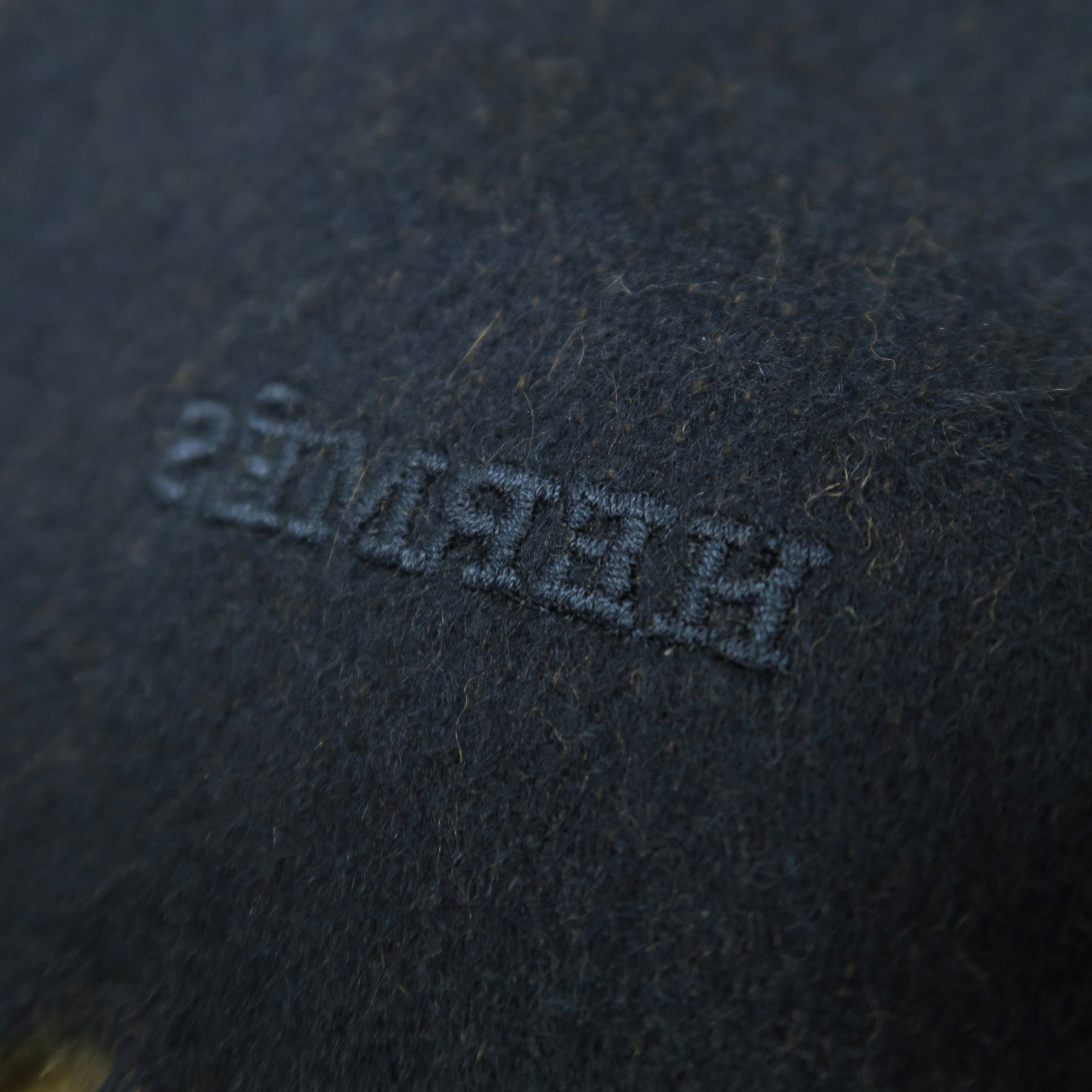 HERMES **【激減優惠】羊絨Scarf圍巾駝色/深藍色