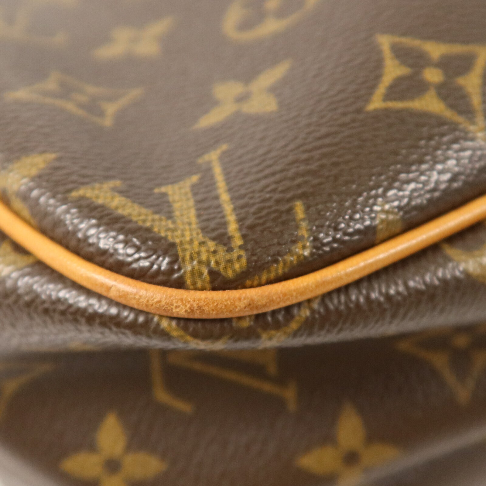 LOUIS VUITTON Monogram Reporter PM金扣肩背袋