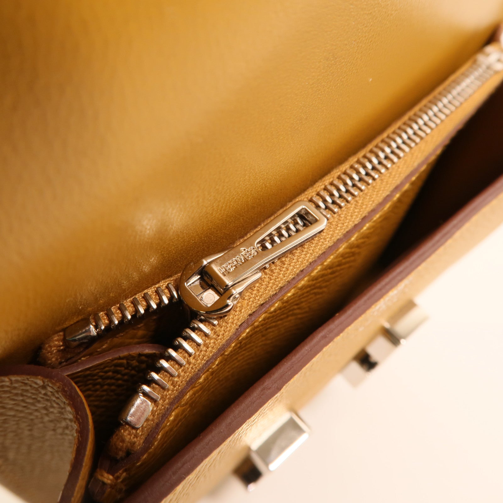 HERMES Epsom皮革Constance Slim Wallet銀扣錢包Chai